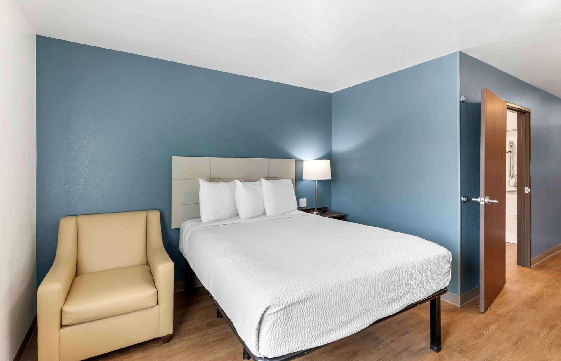 Extended Stay America Suites - Denver - Centennial gallery photo in Centennial, CO — image 24