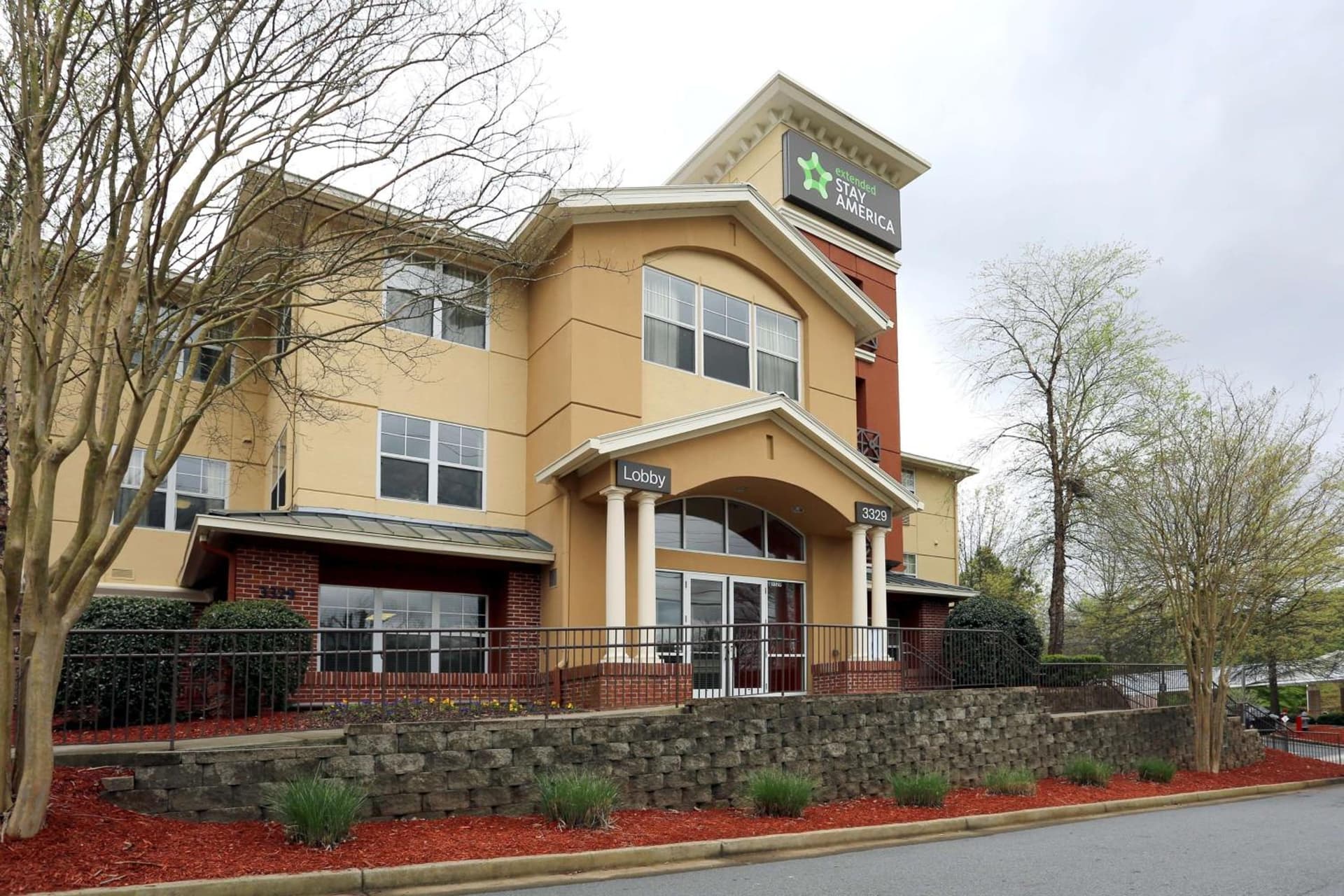 Extended Stay America Suites - Atlanta - Alpharetta - Northpoint - West featured exterior or lobby in Alpharetta, GA — similar hotel