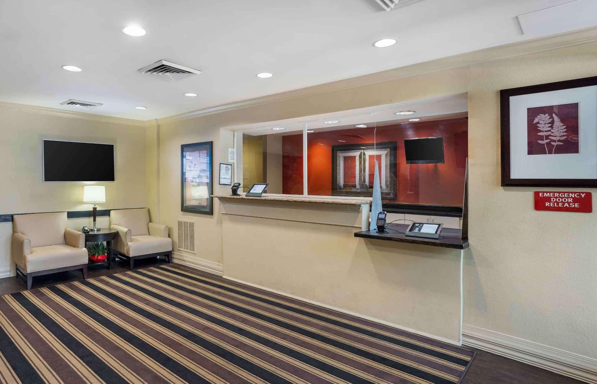 Extended Stay America Suites - Philadelphia - Mt Laurel - Pacilli Place property views in Mount Laurel, NJ — gallery photo 3