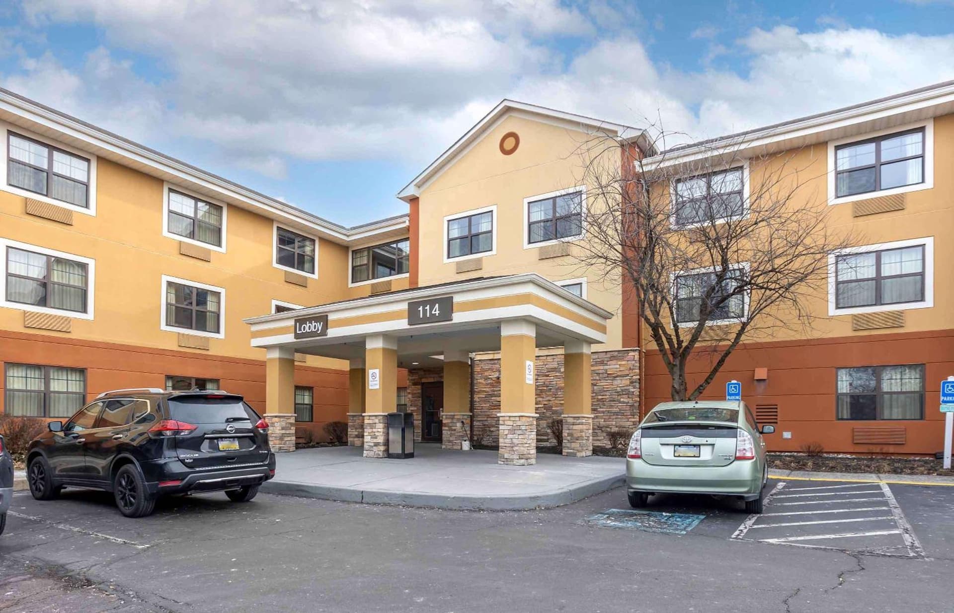 Extended Stay America Suites - Philadelphia - Horsham - Welsh Rd property views in Horsham, PA — gallery photo 3
