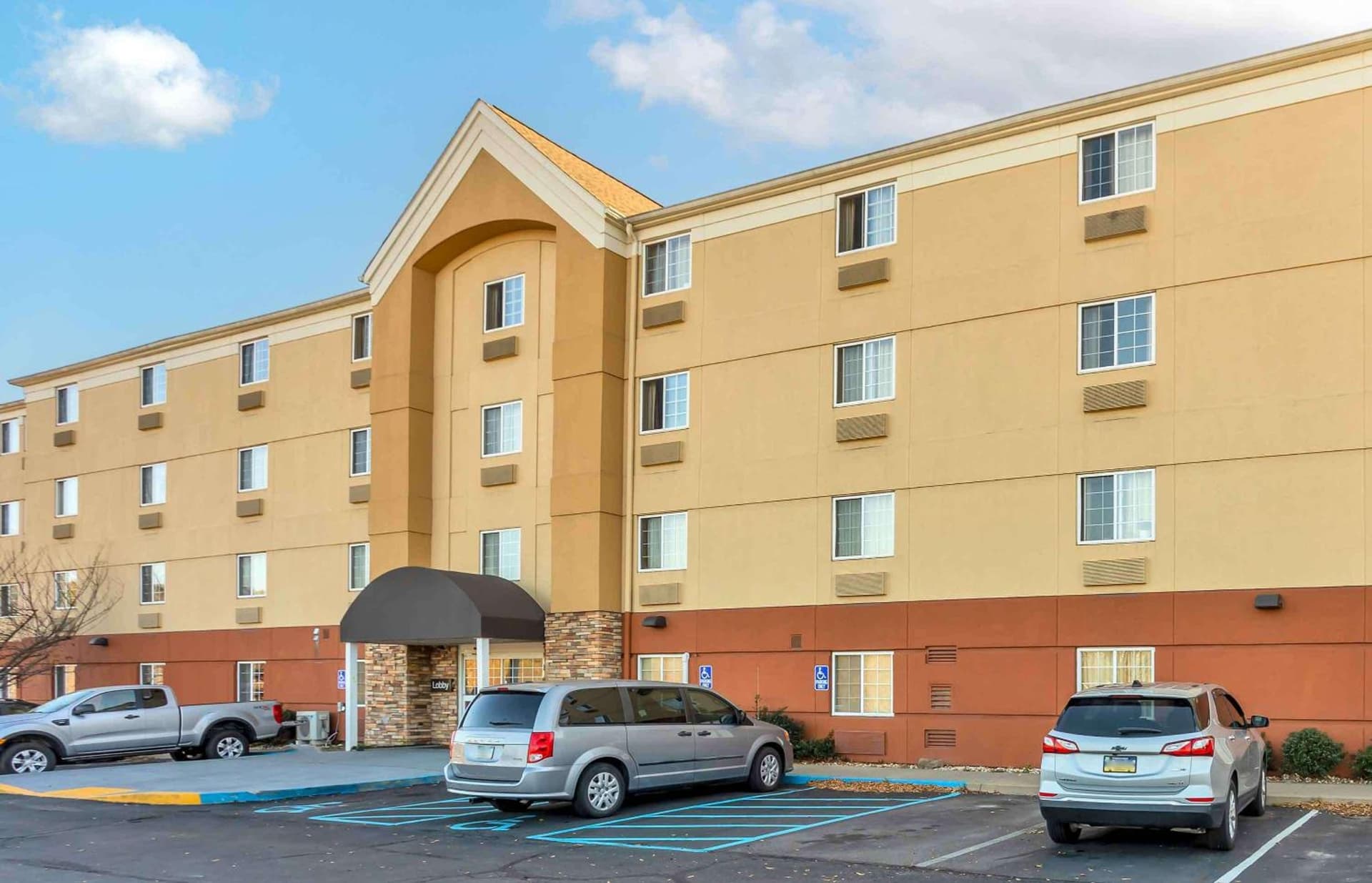 Extended Stay America Select Suites - Wilkes - Barre - Scranton property views in Wilkes-Barre, PA — gallery photo 3