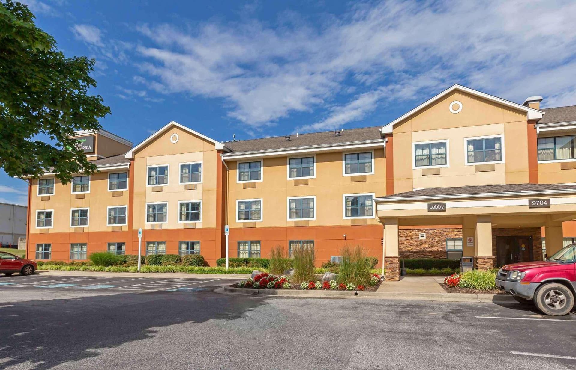 Extended Stay America Suites - Baltimore - Timonium interior in Timonium, MD — gallery photo 2