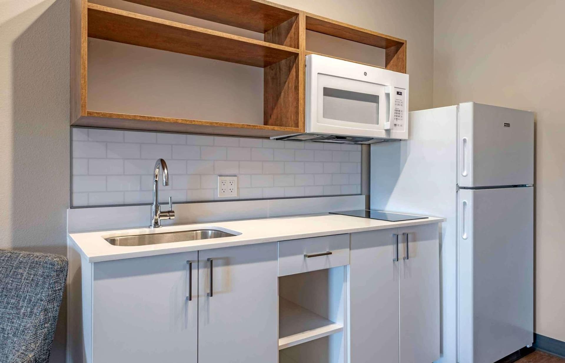 Extended Stay America Premier Suites - Melbourne - Palm Bay gallery photo in West Melbourne, FL — image 9