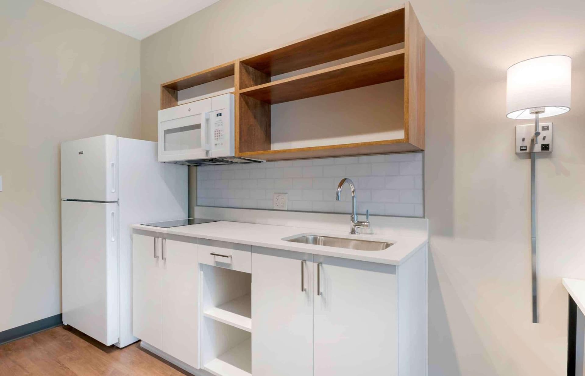 Extended Stay America Premier Suites - Orlando - Sanford gallery photo in Sanford, FL — image 87