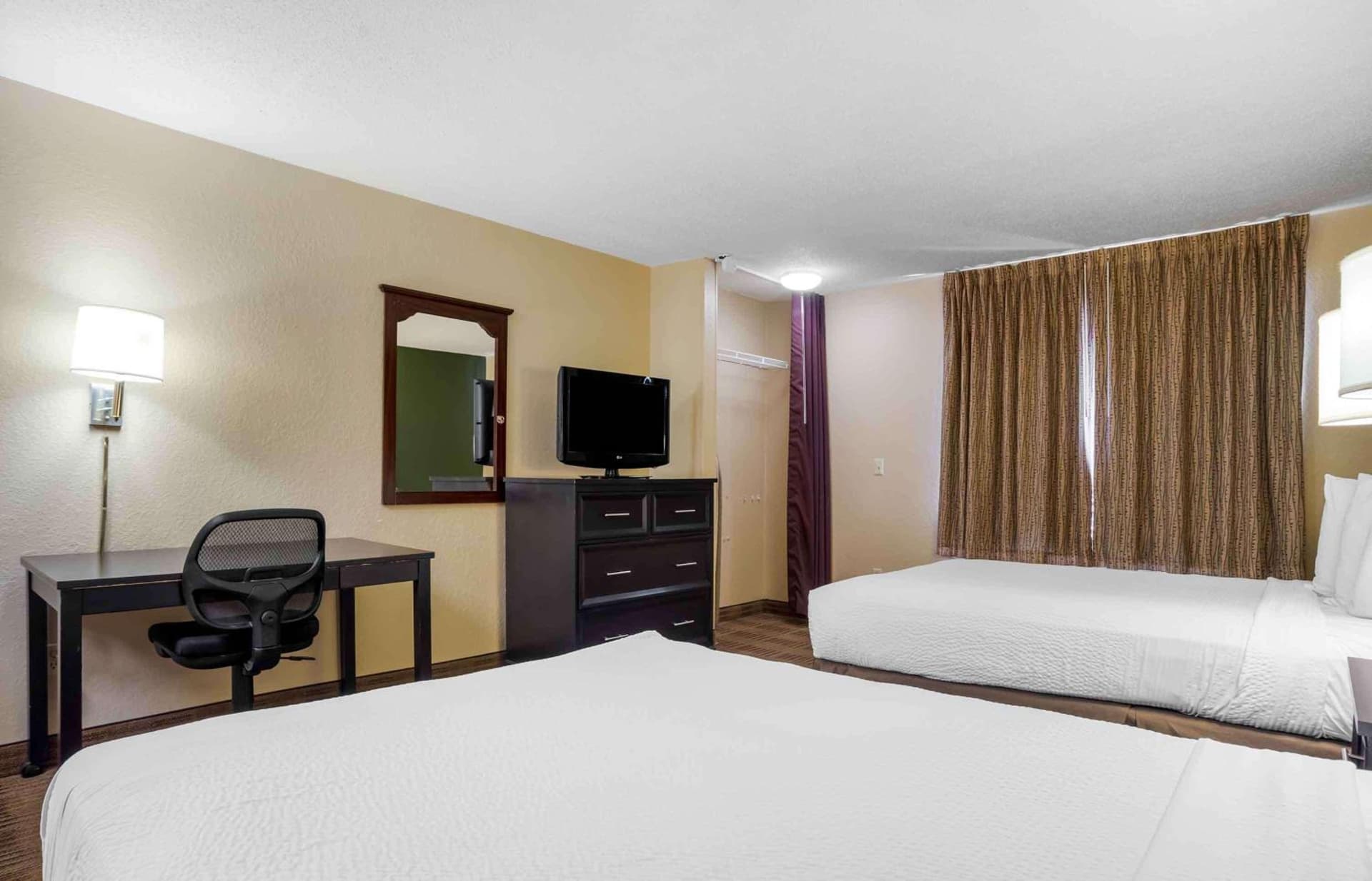 Extended Stay America Suites - Pensacola - University Mall gallery photo in Pensacola, FL — image 16