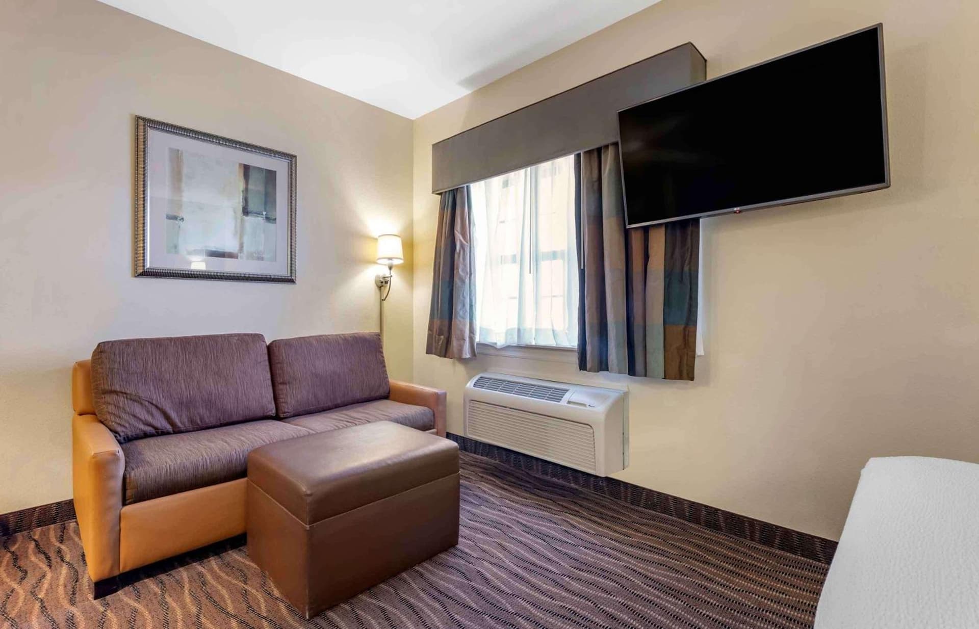Extended Stay America Premier Suites Lakeland I4 gallery photo in Lakeland, FL — image 64
