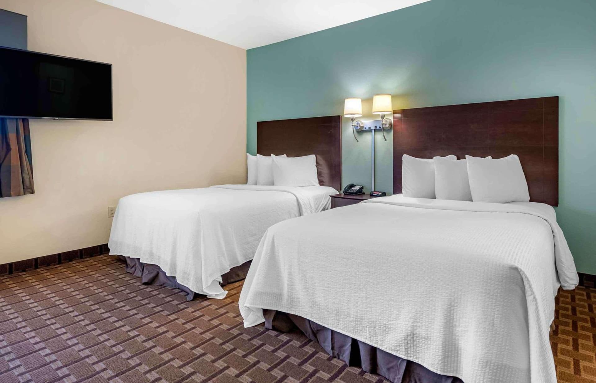 Extended Stay America Premier Suites Lakeland I4 gallery photo in Lakeland, FL — image 5