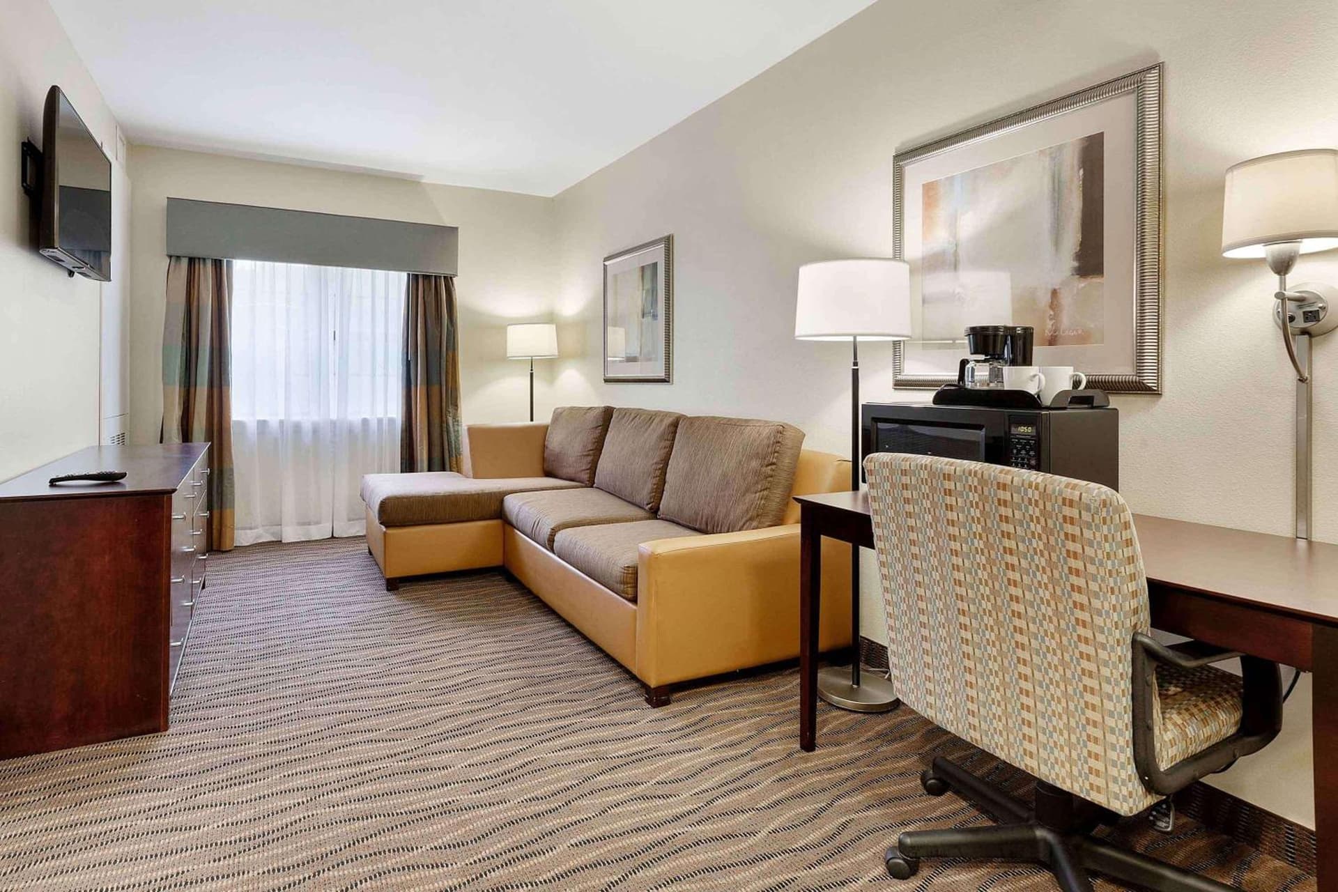 Extended Stay America Premier Suites Lakeland I4 gallery photo in Lakeland, FL — image 78