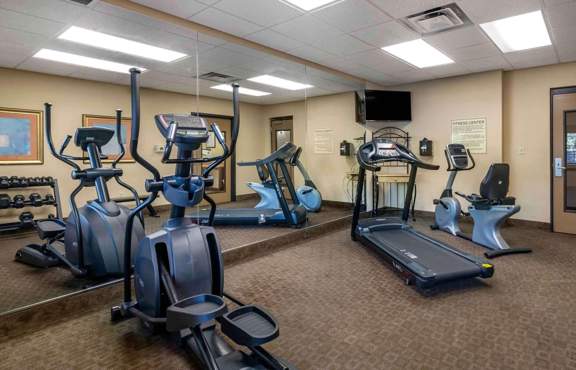 Extended Stay America Premier Suites Lakeland I4 gallery photo in Lakeland, FL — image 48