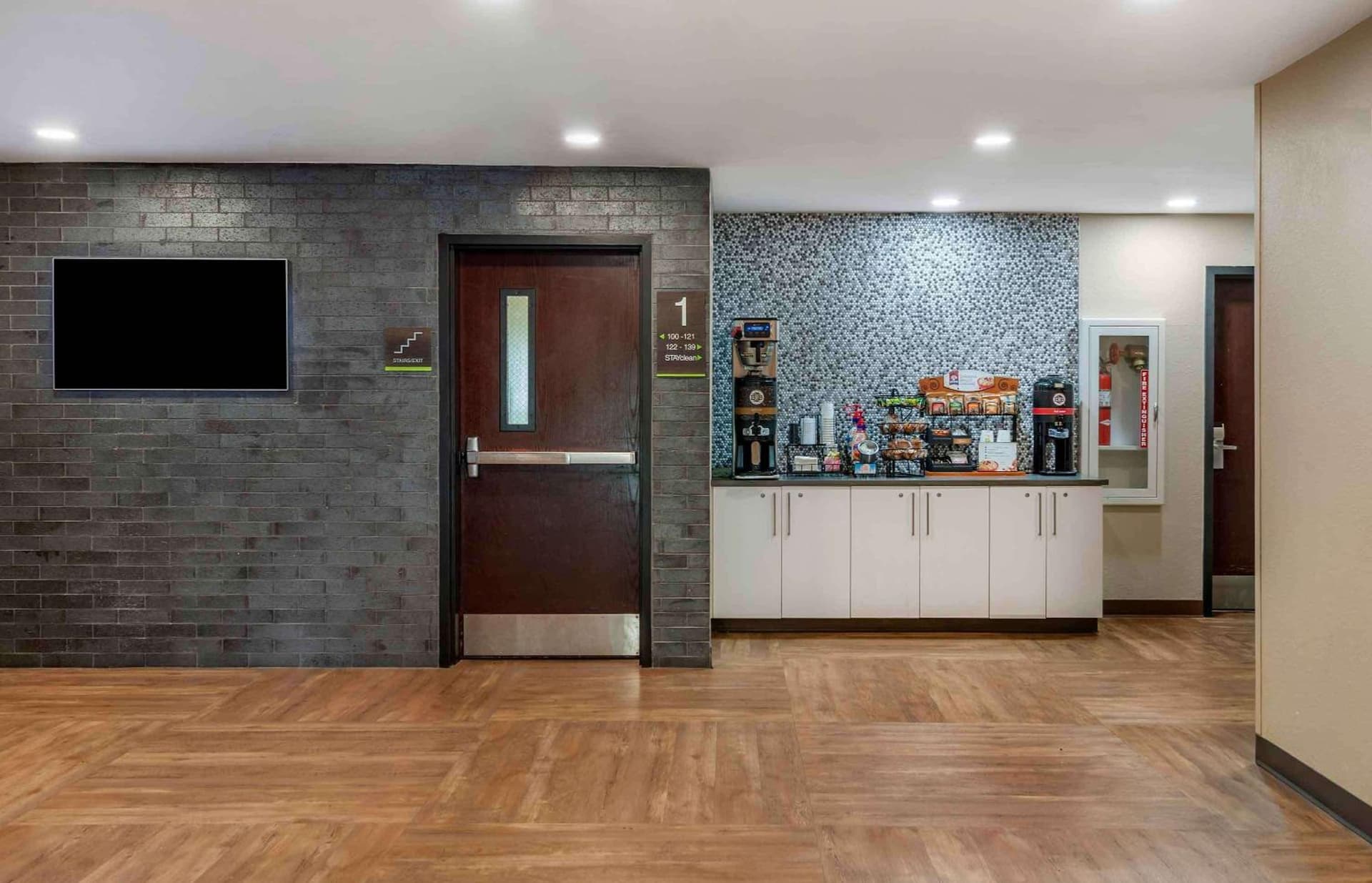 Extended Stay America Suites - Fort Lauderdale - Plantation gallery photo in Plantation, FL — image 11