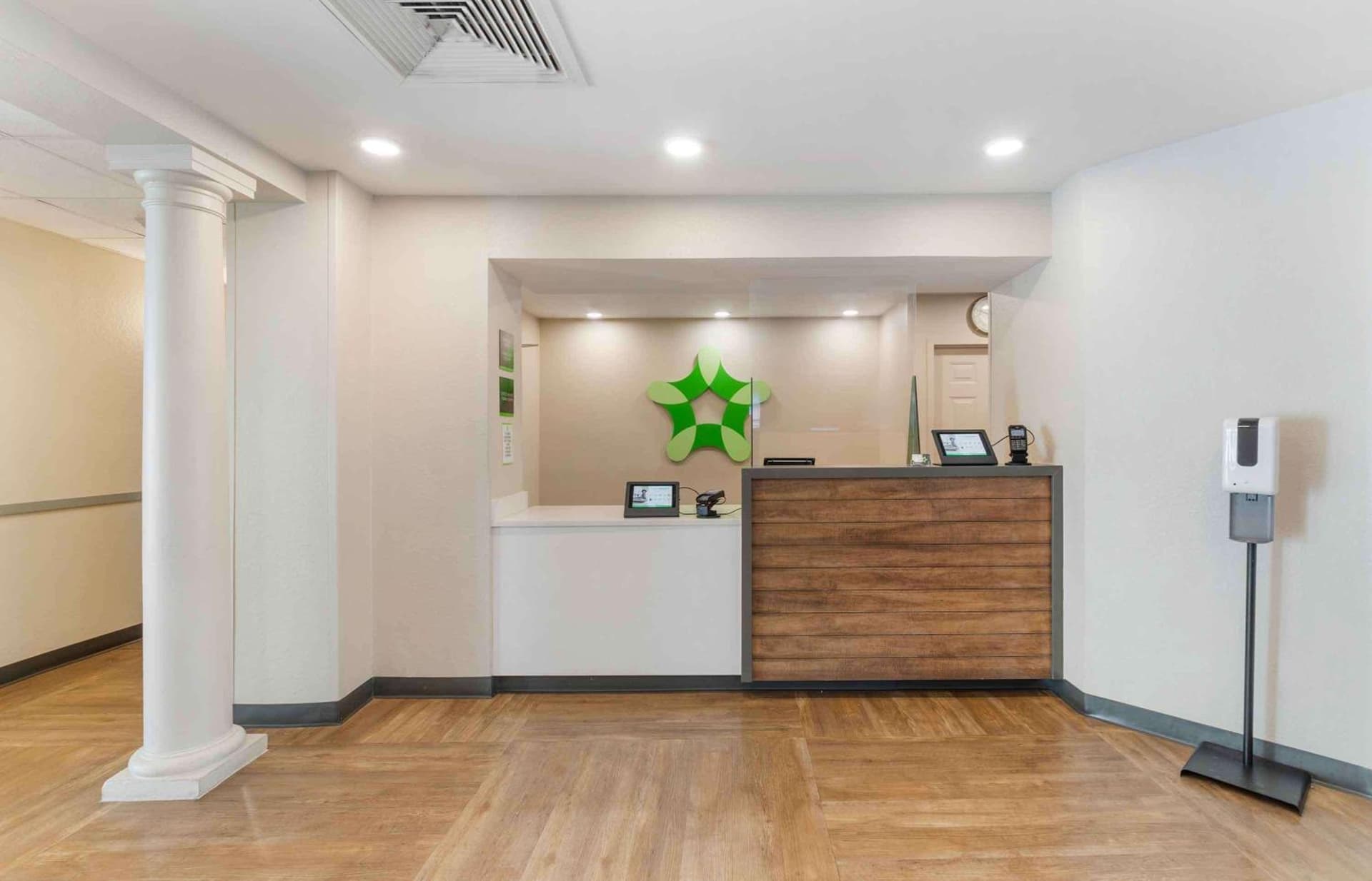 Extended Stay America Premier Suites - Miami - Airport - Doral - 25th Street property views in Miami, FL — gallery photo 3