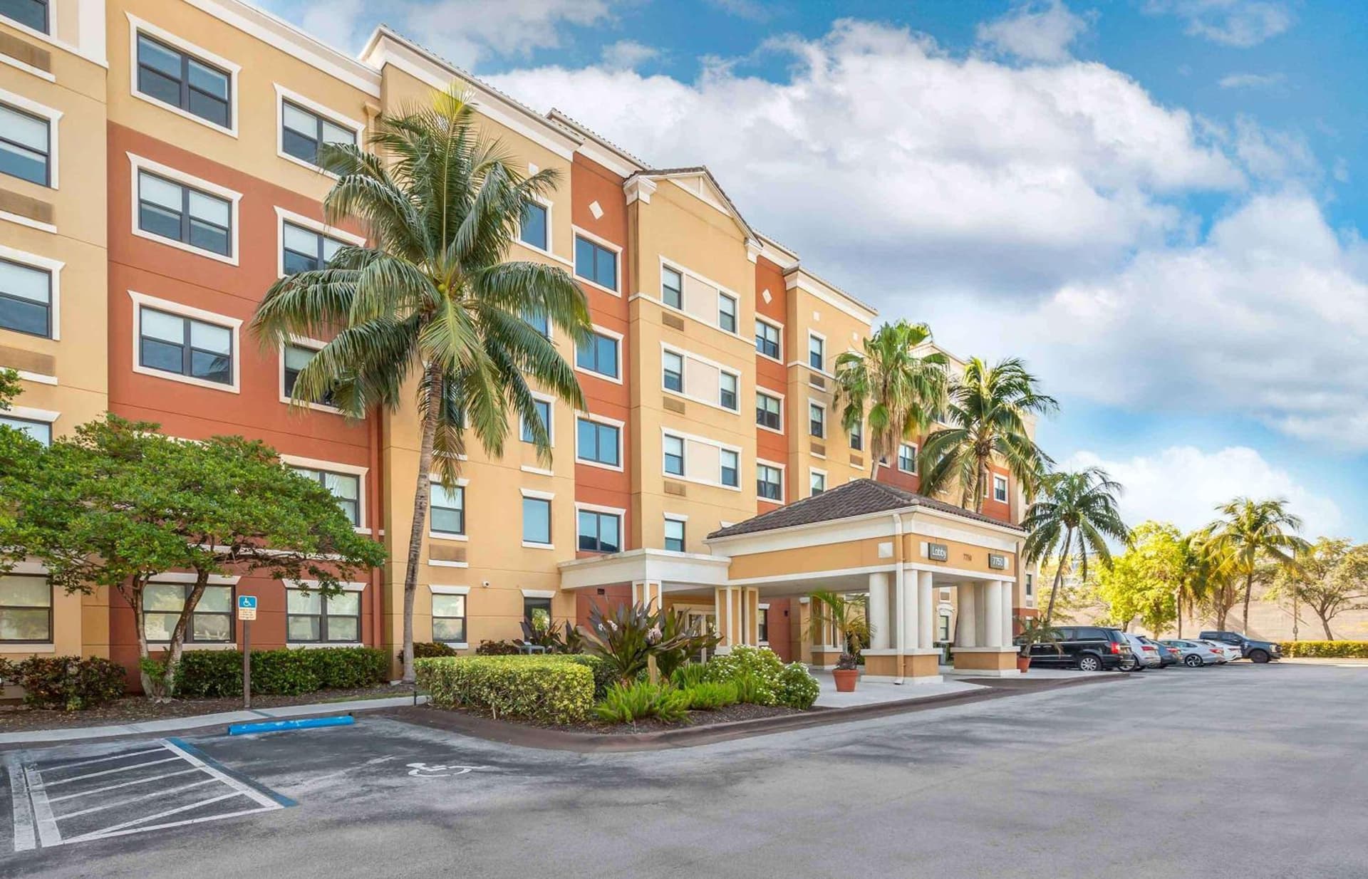 Extended Stay America Premier Suites - Miami - Airport - Doral - 25th Street featured exterior or lobby in Miami, FL — similar hotel