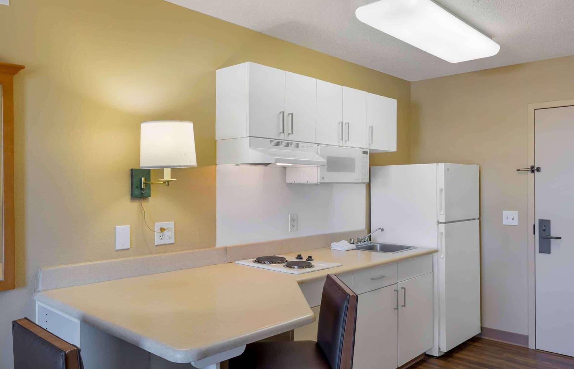 Extended Stay America Suites - Boston - Burlington gallery photo in Burlington — image 25