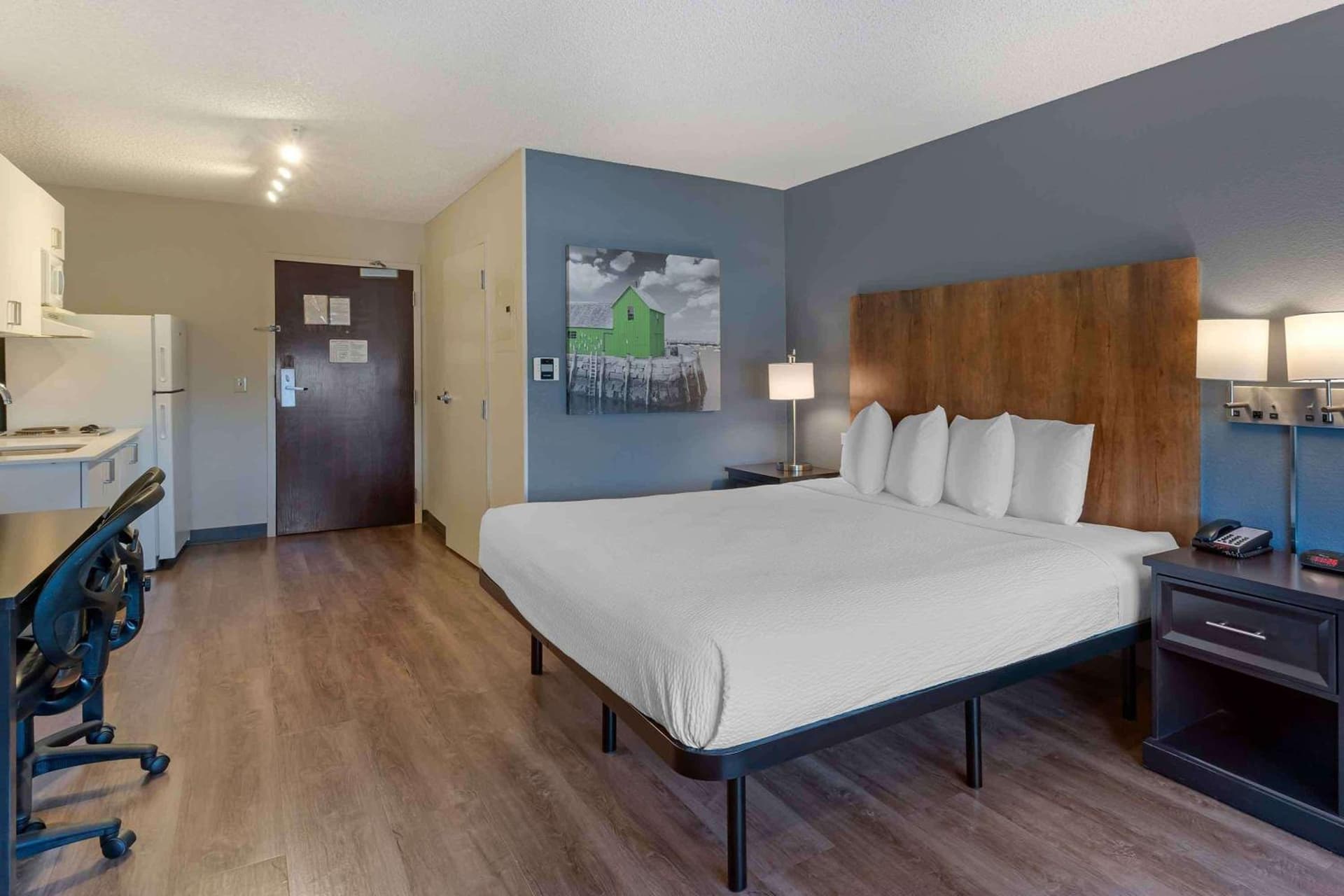 Extended Stay America Suites - Boston - Burlington property views in Burlington — gallery photo 3