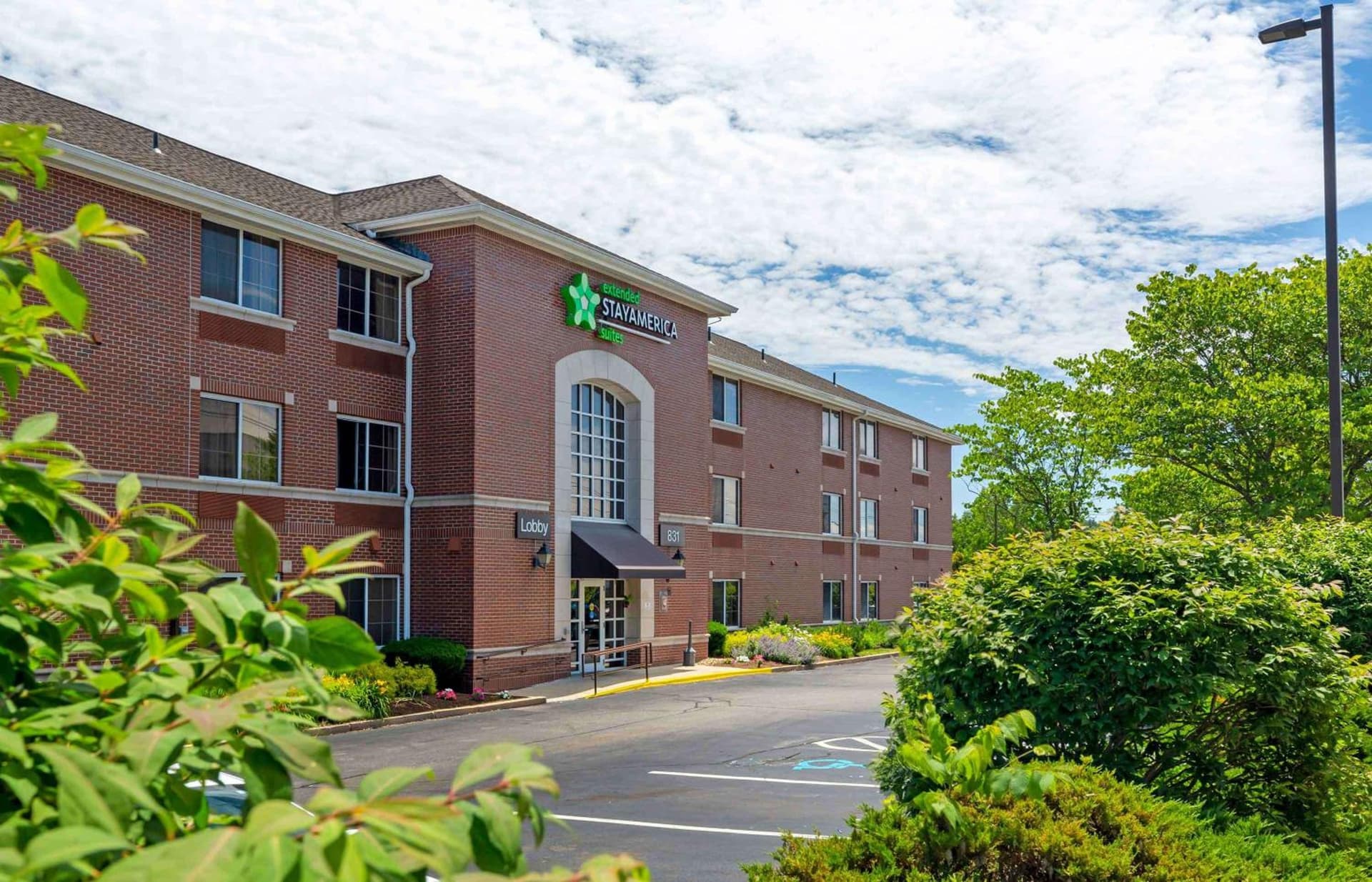 Extended Stay America Suites - Boston - Woburn interior in Woburn, MA — gallery photo 2