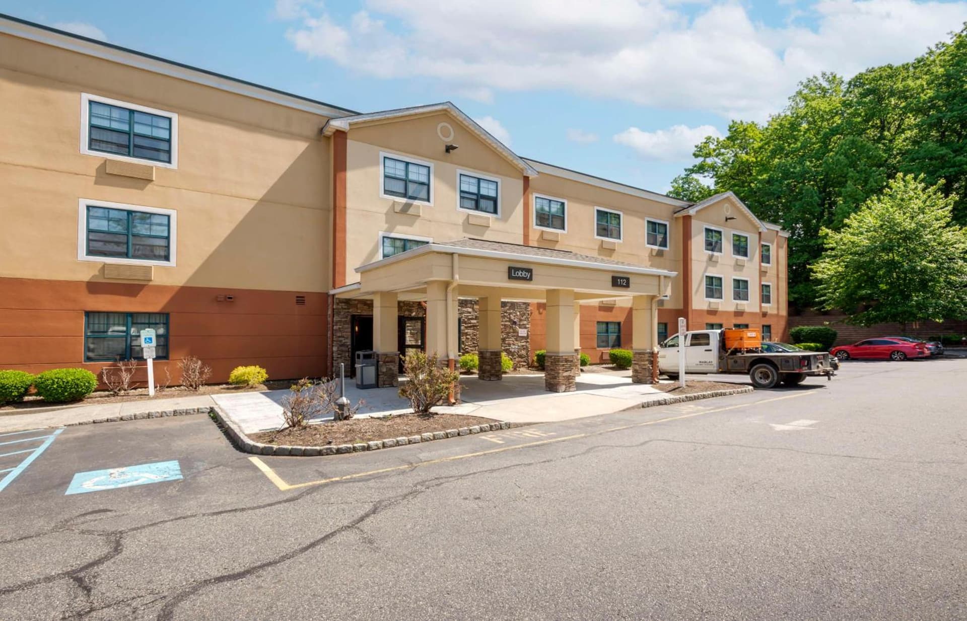 Extended Stay America Suites - Ramsey - Upper Saddle River property views in Ramsey, NJ — gallery photo 3