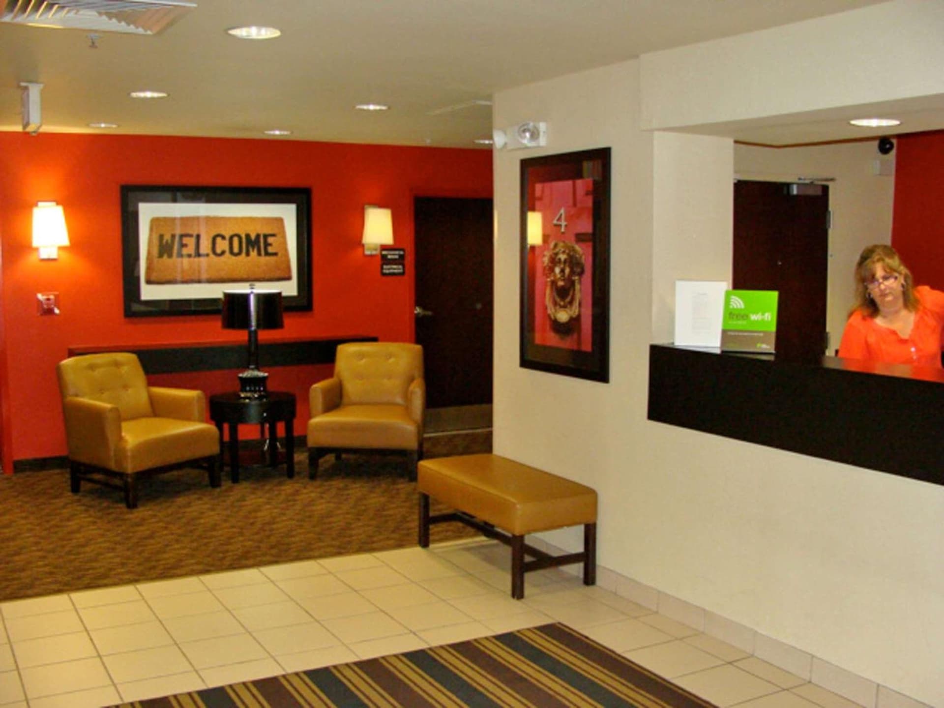 Extended Stay America Suites - Somerset - Franklin interior in Somerset, NJ — gallery photo 2