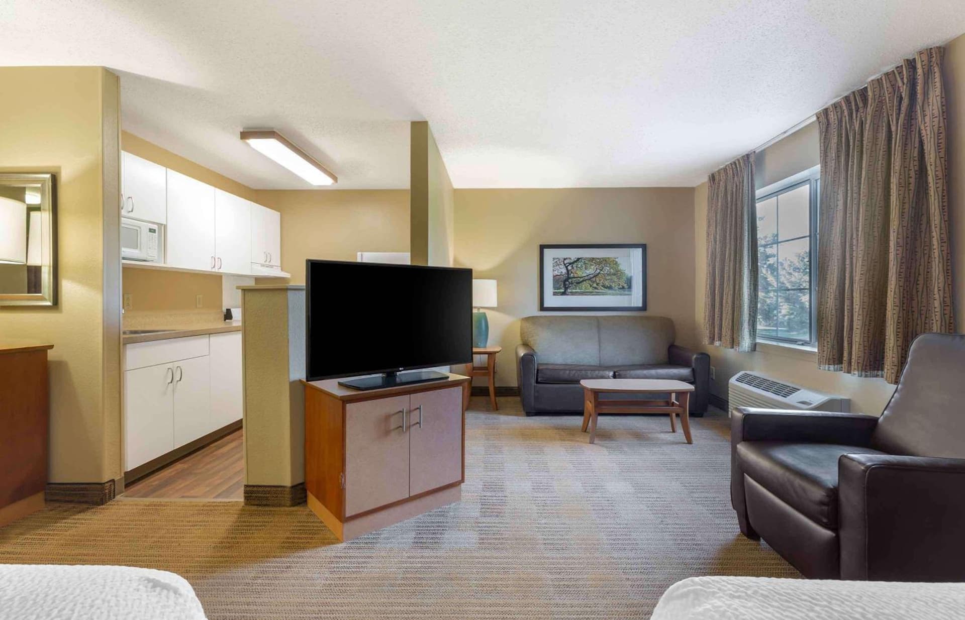 Extended Stay America Suites - Hartford - Farmington gallery photo in Farmington — image 22