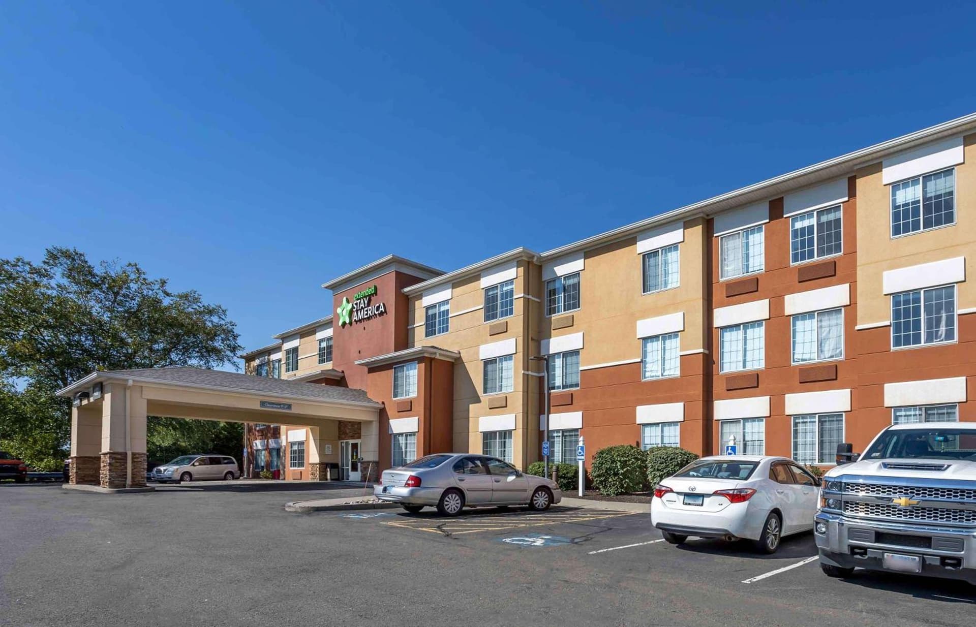 Extended Stay America Suites - Norwalk - Stamford property views in Norwalk, CT — gallery photo 3