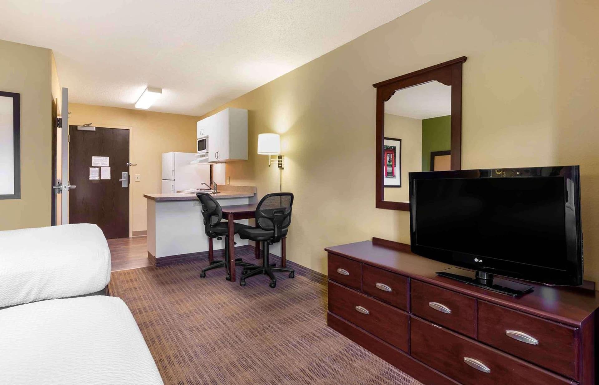 Extended Stay America Suites - Nashua - Manchester gallery photo in Nashua, NH — image 22