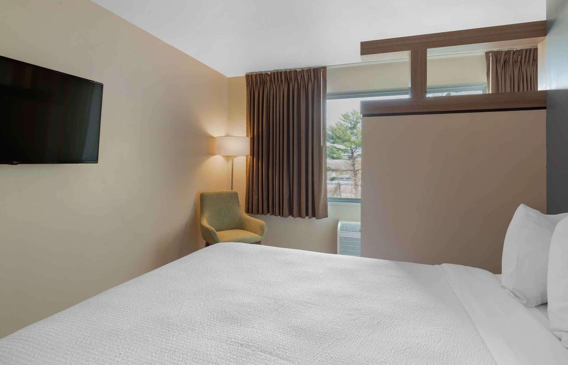 Extended Stay America Premier Suites - Providence - East Providence gallery photo in East Providence, RI — image 57
