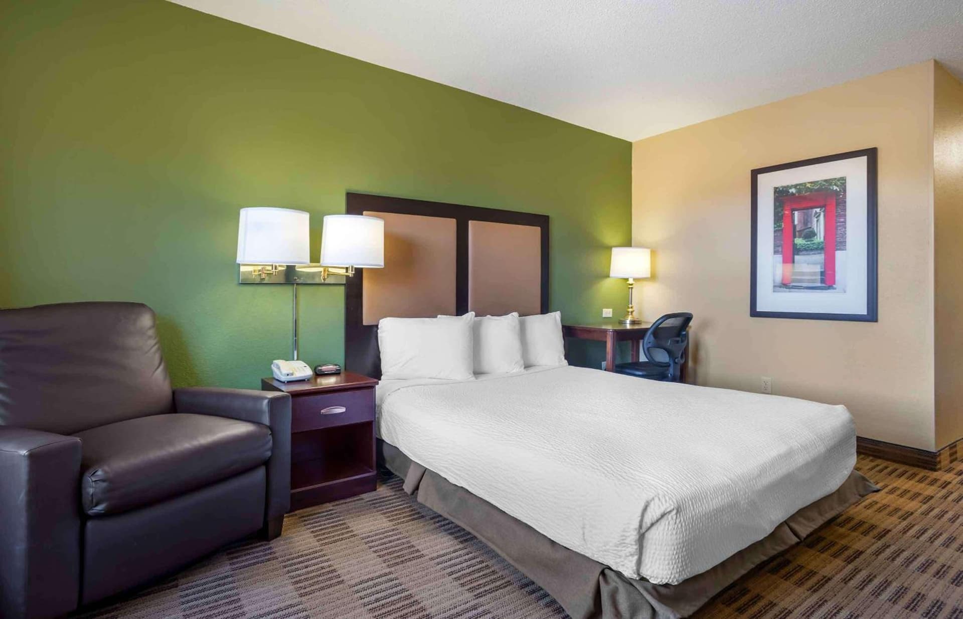 Extended Stay America Suites - Frederick - Westview Dr gallery photo in Frederick, MD — image 29