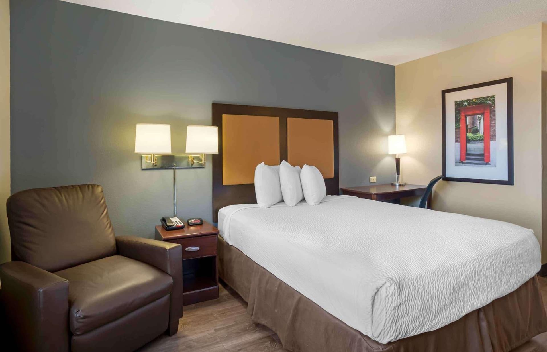 Extended Stay America Suites - Frederick - Westview Dr gallery photo in Frederick, MD — image 11