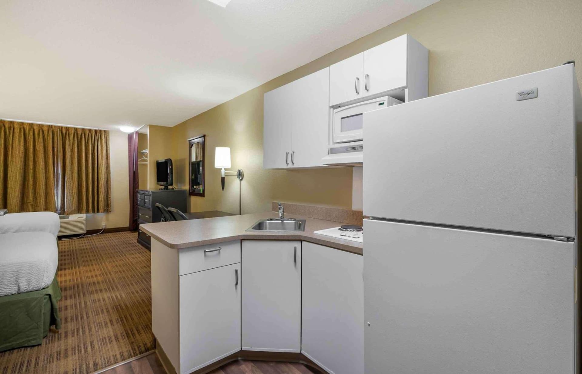 Extended Stay America Suites - Champaign - Urbana gallery photo in Champaign, IL — image 32