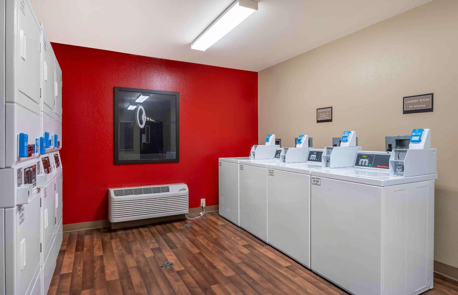 Extended Stay America Suites - Champaign - Urbana gallery photo in Champaign, IL — image 9