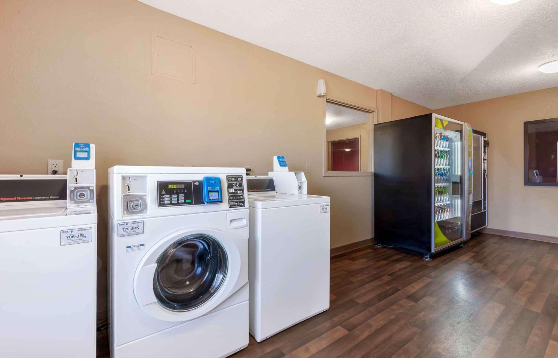 Extended Stay America Select Suites - Rockford - State Street gallery photo in Rockford, IL — image 43