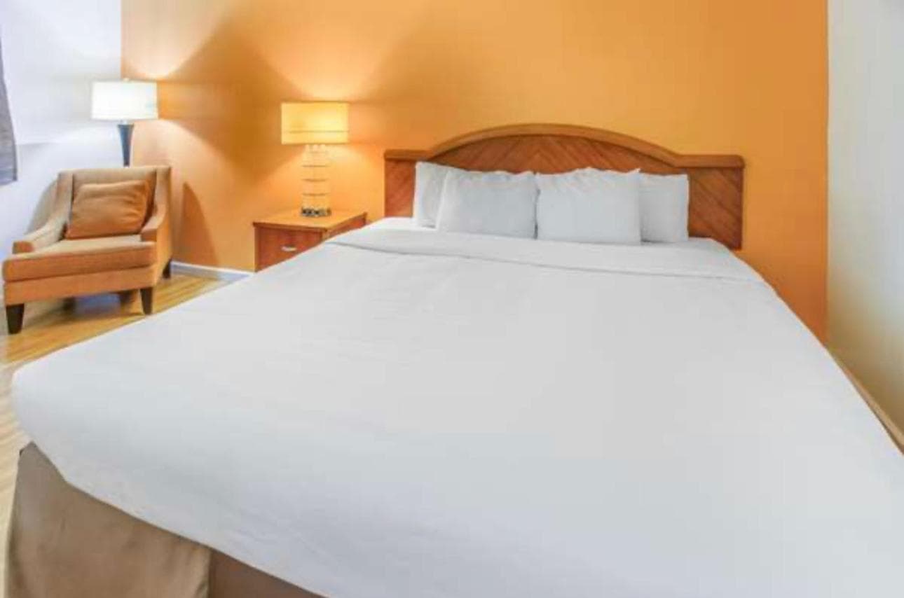 Value Stay Lodge property views in Alliance, NE — gallery photo 3