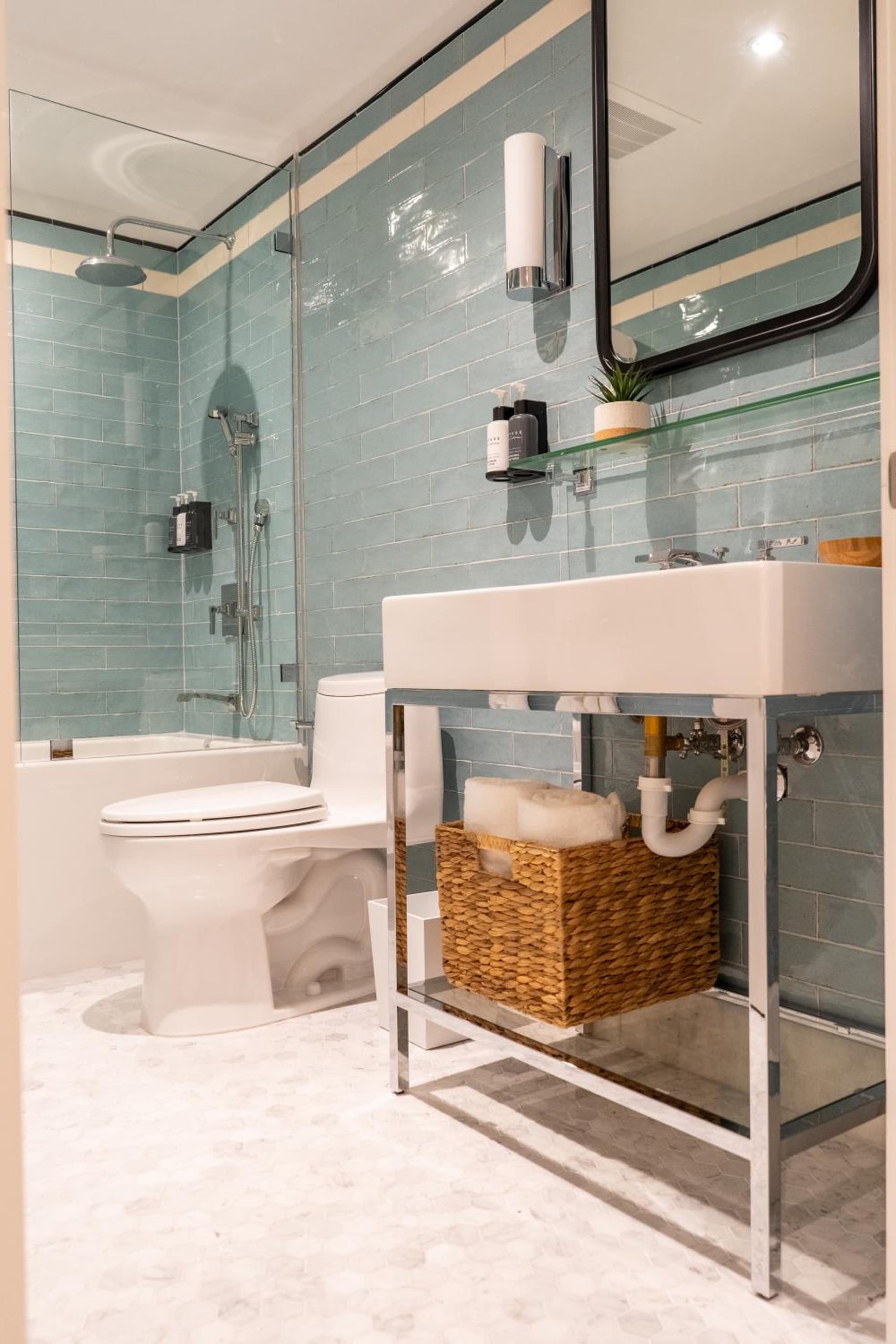 Nassau Suite South Beach, an All Suite Hotel gallery photo in Miami Beach, FL — image 7
