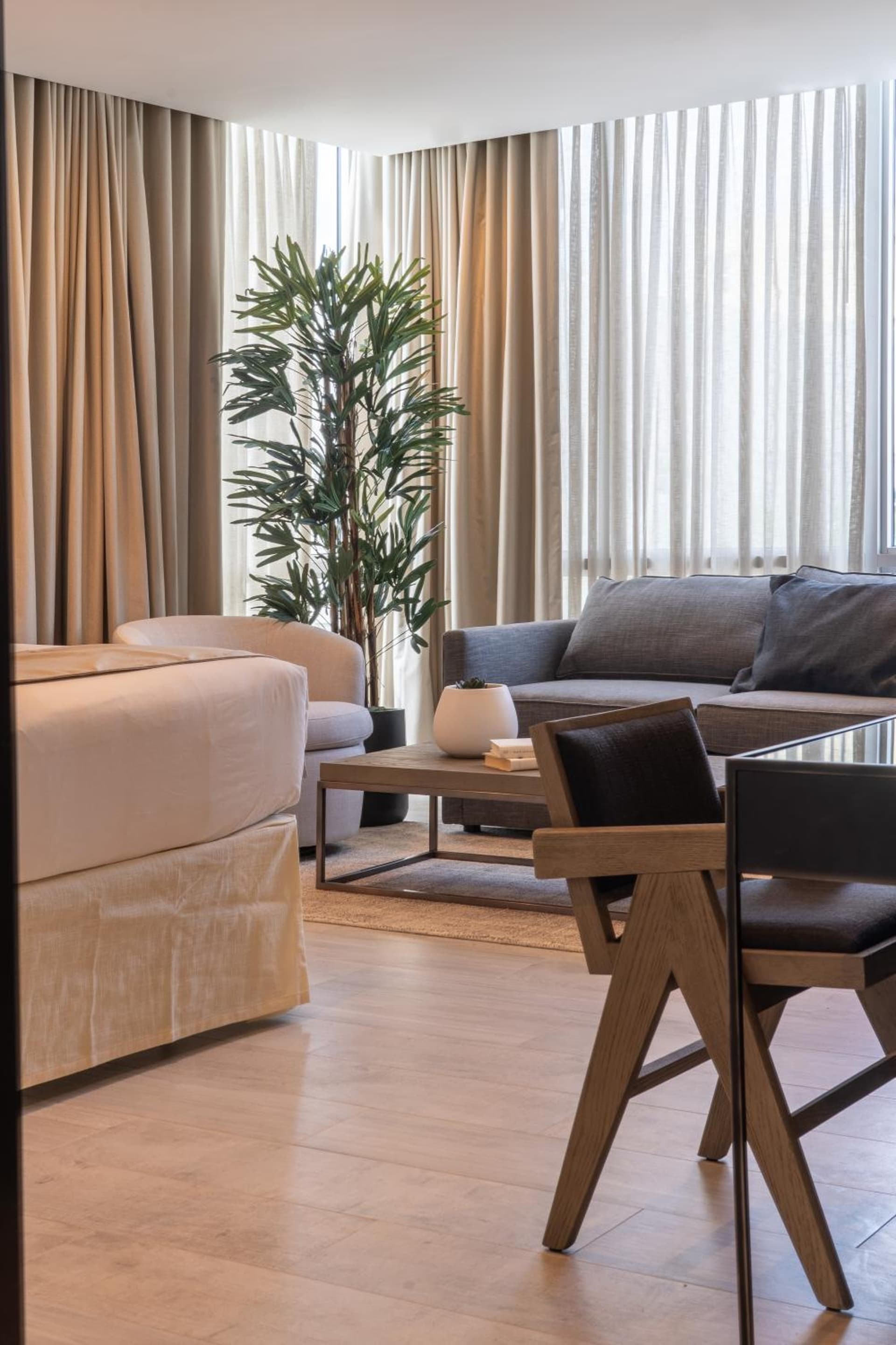 Nassau Suite South Beach, an All Suite Hotel gallery photo in Miami Beach, FL — image 10