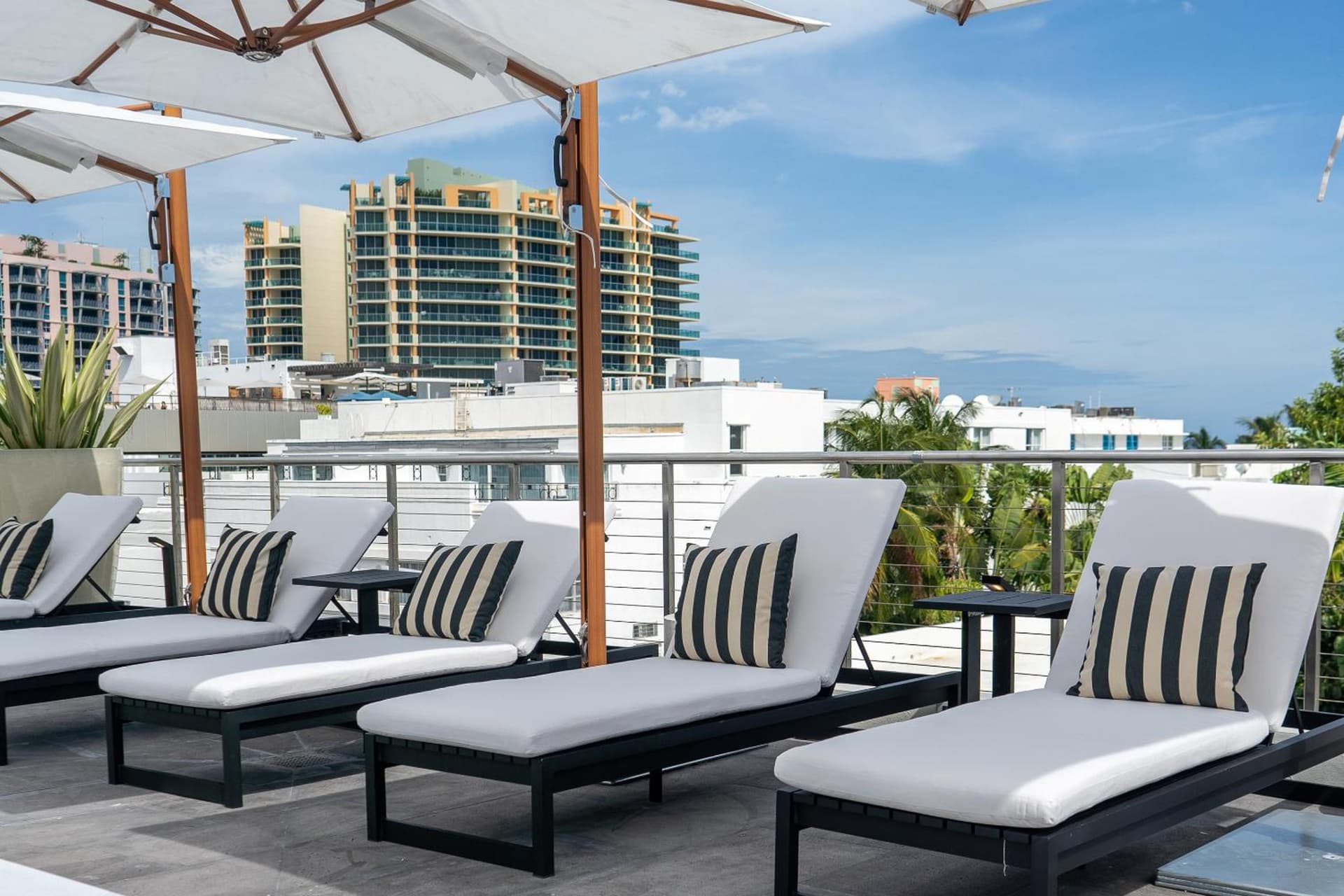 Nassau Suite South Beach, an All Suite Hotel gallery photo in Miami Beach, FL — image 18