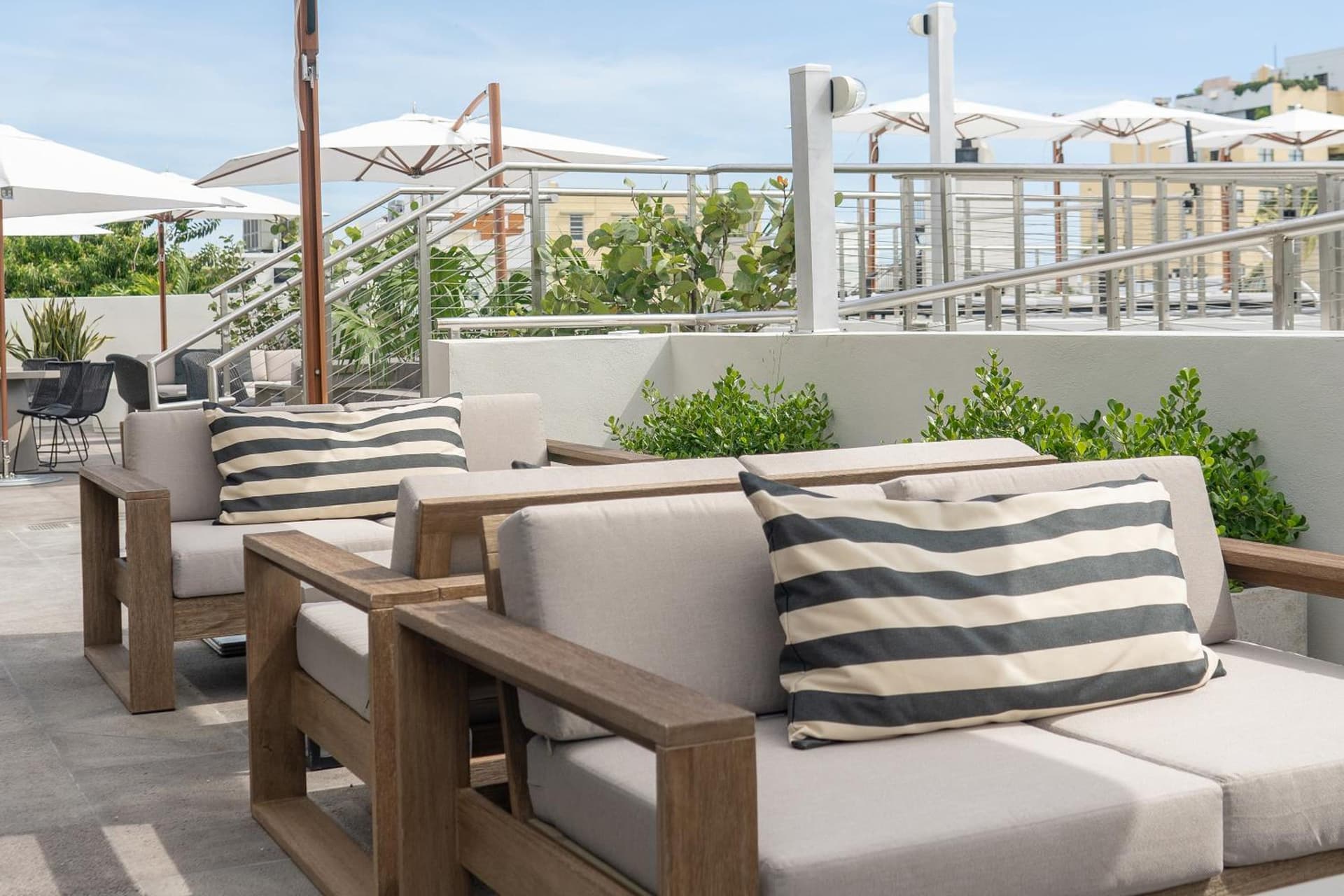 Nassau Suite South Beach, an All Suite Hotel gallery photo in Miami Beach, FL — image 12