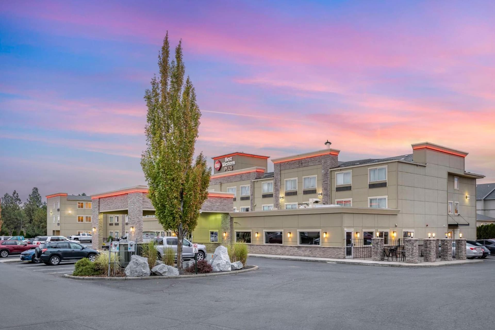 Best Western PLUS Peppertree Airport Inn featured exterior or lobby in Spokane, WA — similar hotel