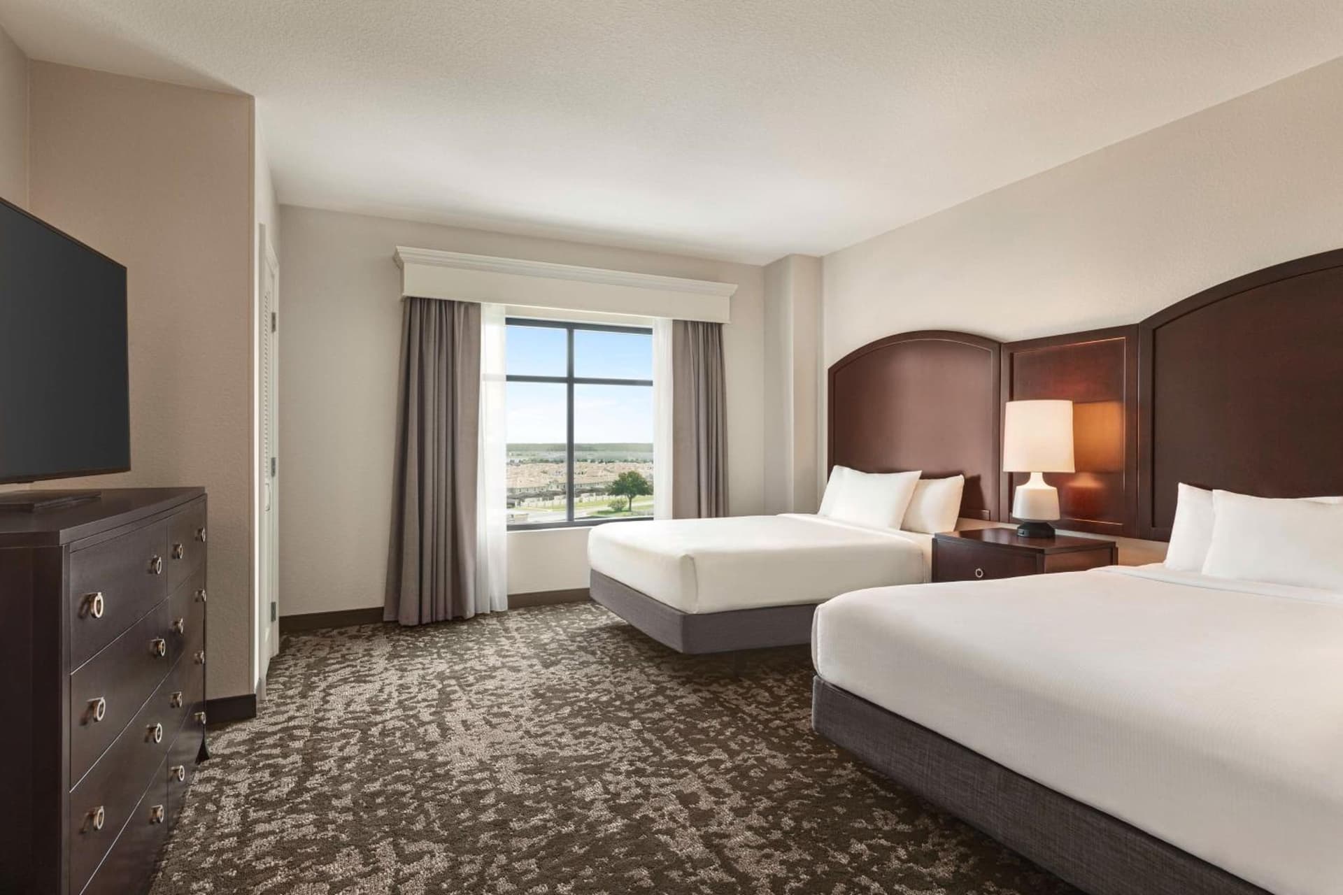 Embassy Suites by Hilton Orlando Lake Buena Vista South interior in Kissimmee, FL — gallery photo 2