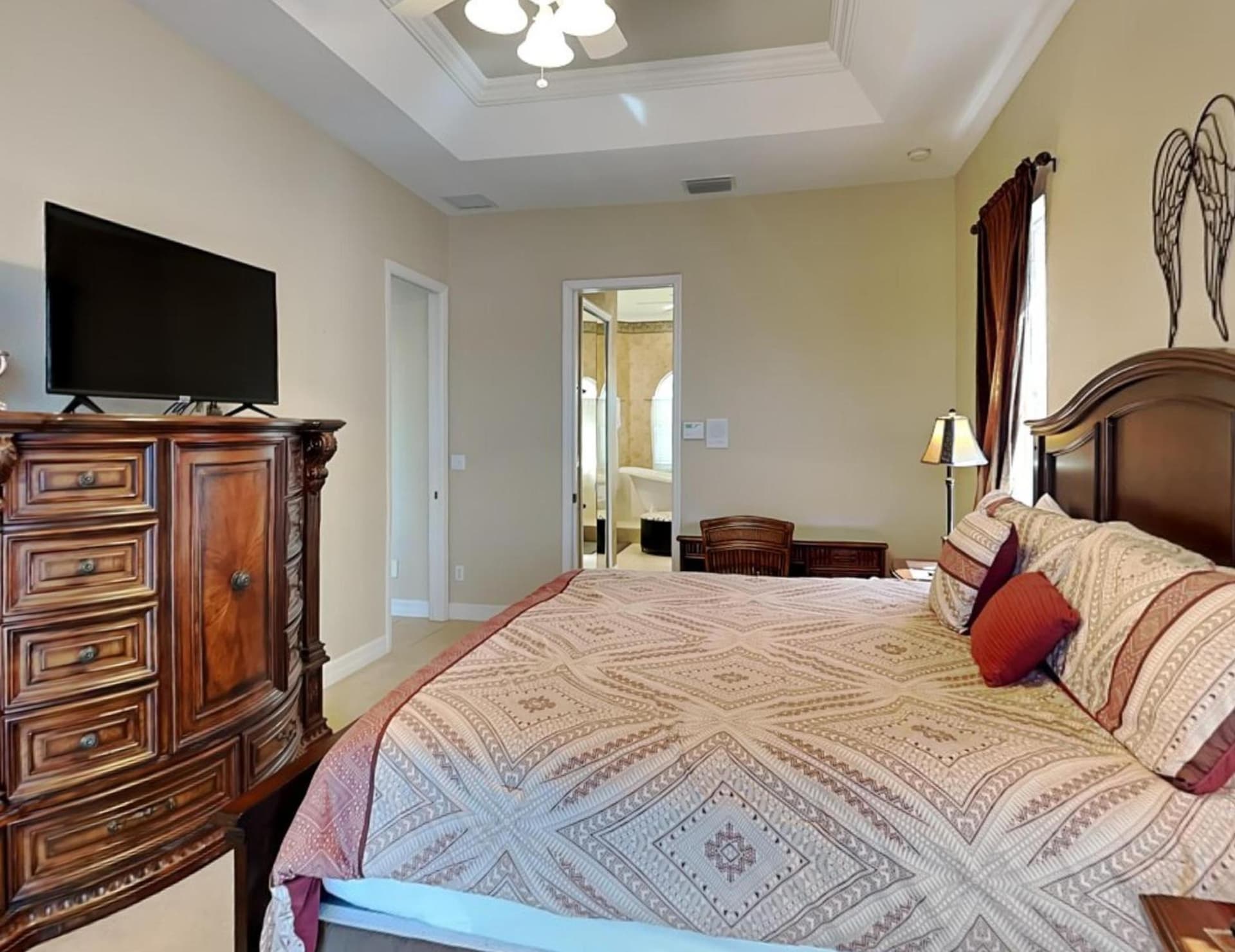 A Rose Lake Escape interior in Cape Coral, FL — gallery photo 2
