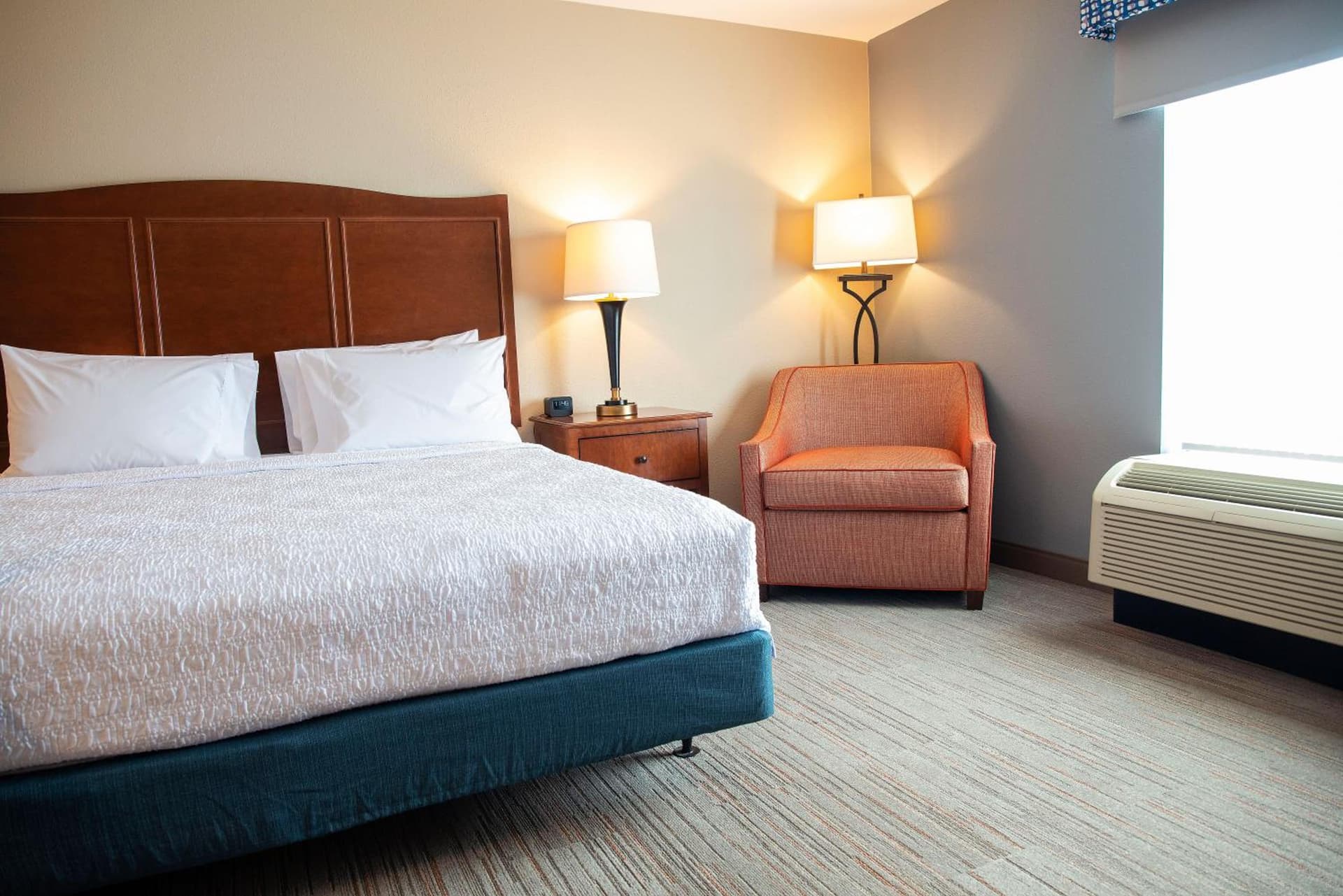 Hampton Inn & Suites Jacksonville gallery photo in Jacksonville, NC — image 6
