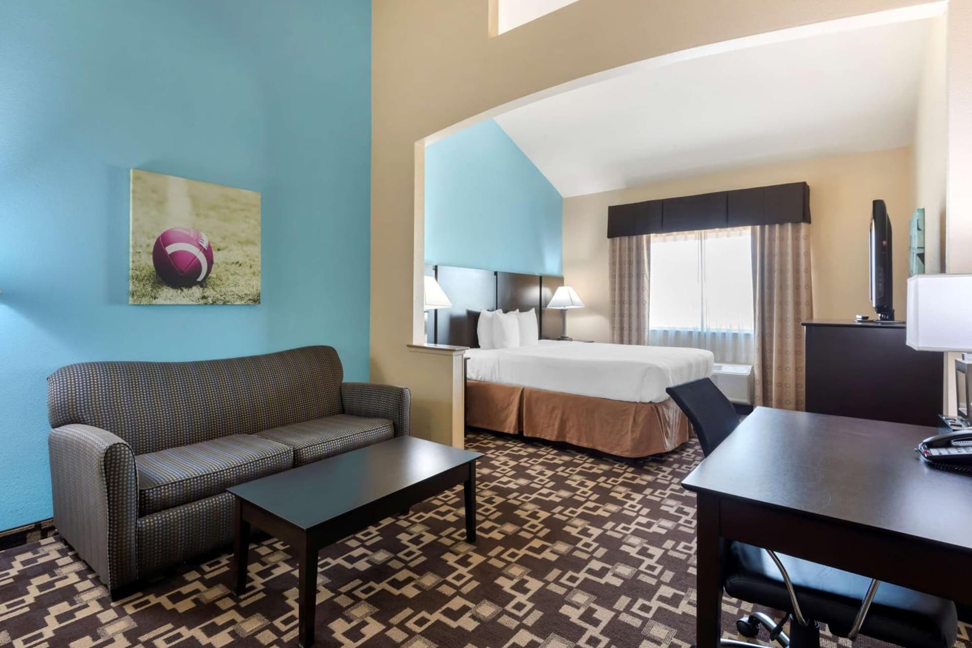 Best Western Plus Arlington North Hotel & Suites gallery photo in Arlington, TX — image 24