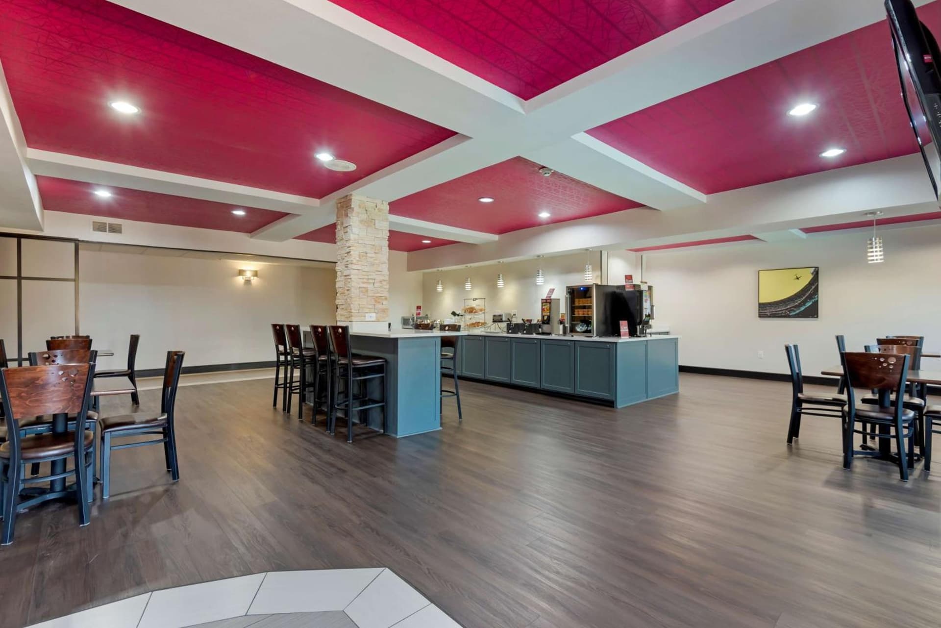 Best Western Plus Arlington North Hotel & Suites gallery photo in Arlington, TX — image 37