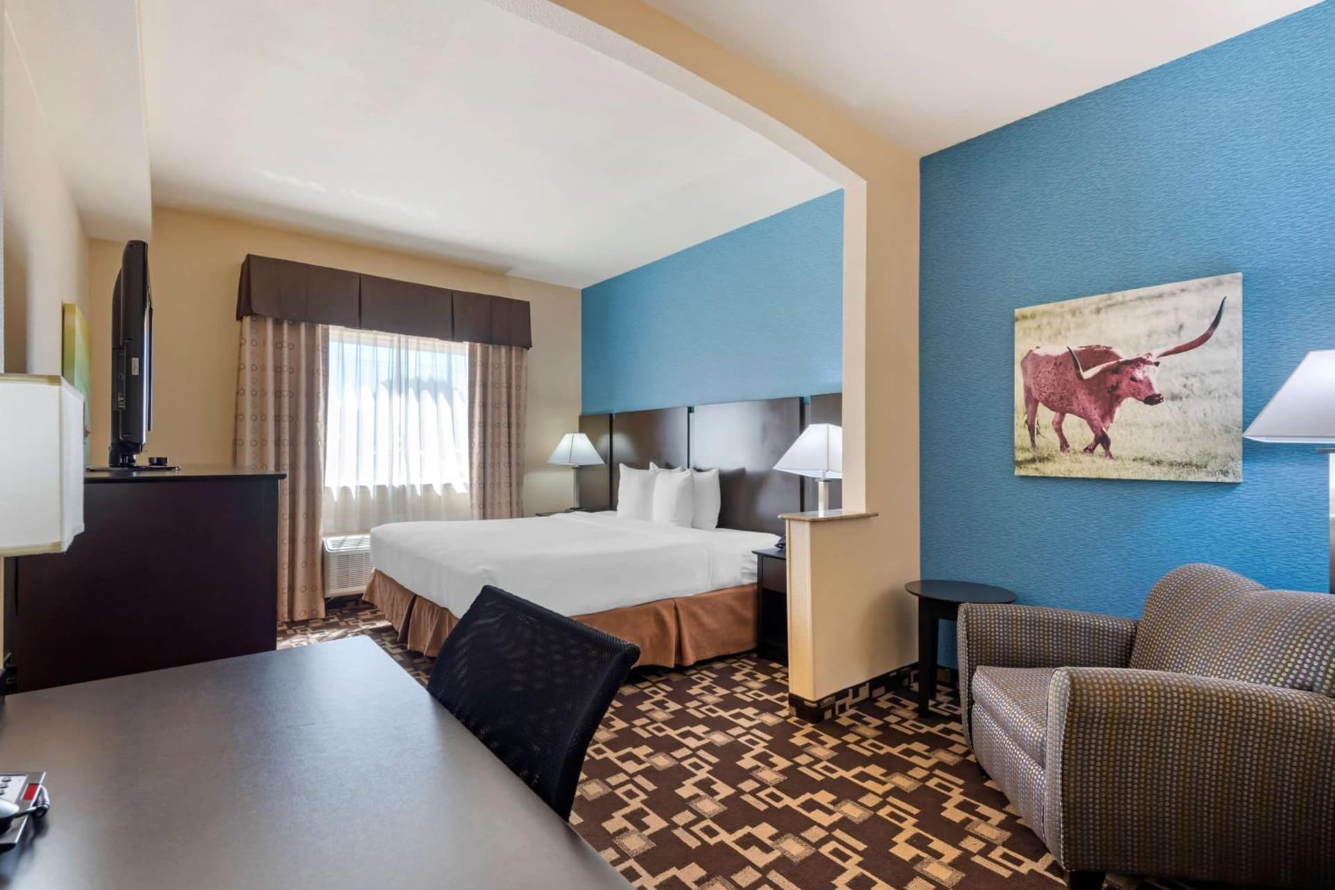 Best Western Plus Arlington North Hotel & Suites gallery photo in Arlington, TX — image 6