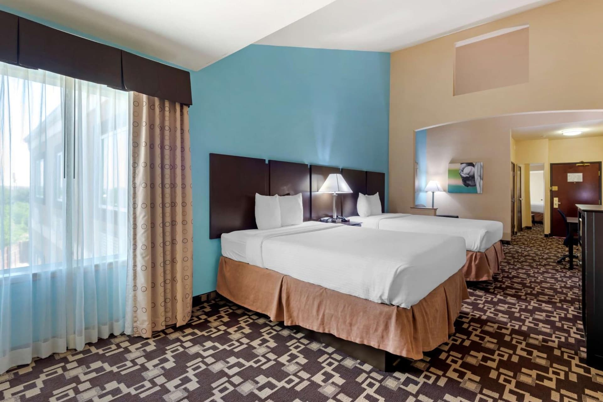 Best Western Plus Arlington North Hotel & Suites gallery photo in Arlington, TX — image 21