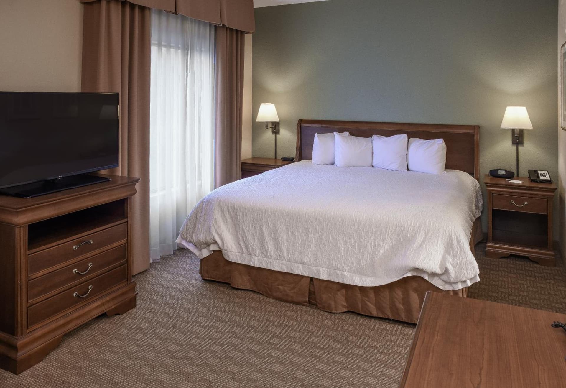Hampton Inn & Suites Youngstown-Canfield gallery photo in Canfield, OH — image 33
