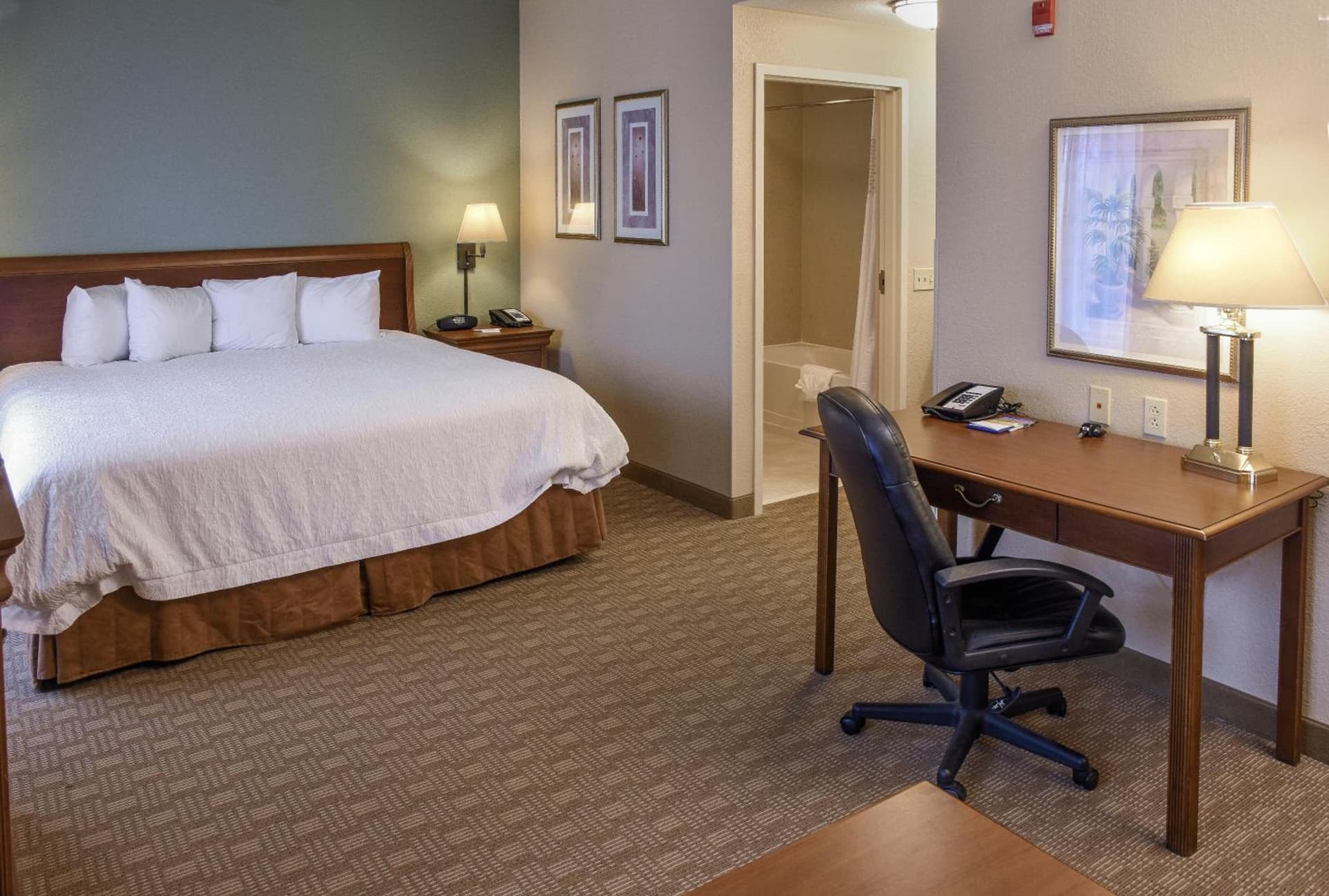 Hampton Inn & Suites Youngstown-Canfield gallery photo in Canfield, OH — image 34