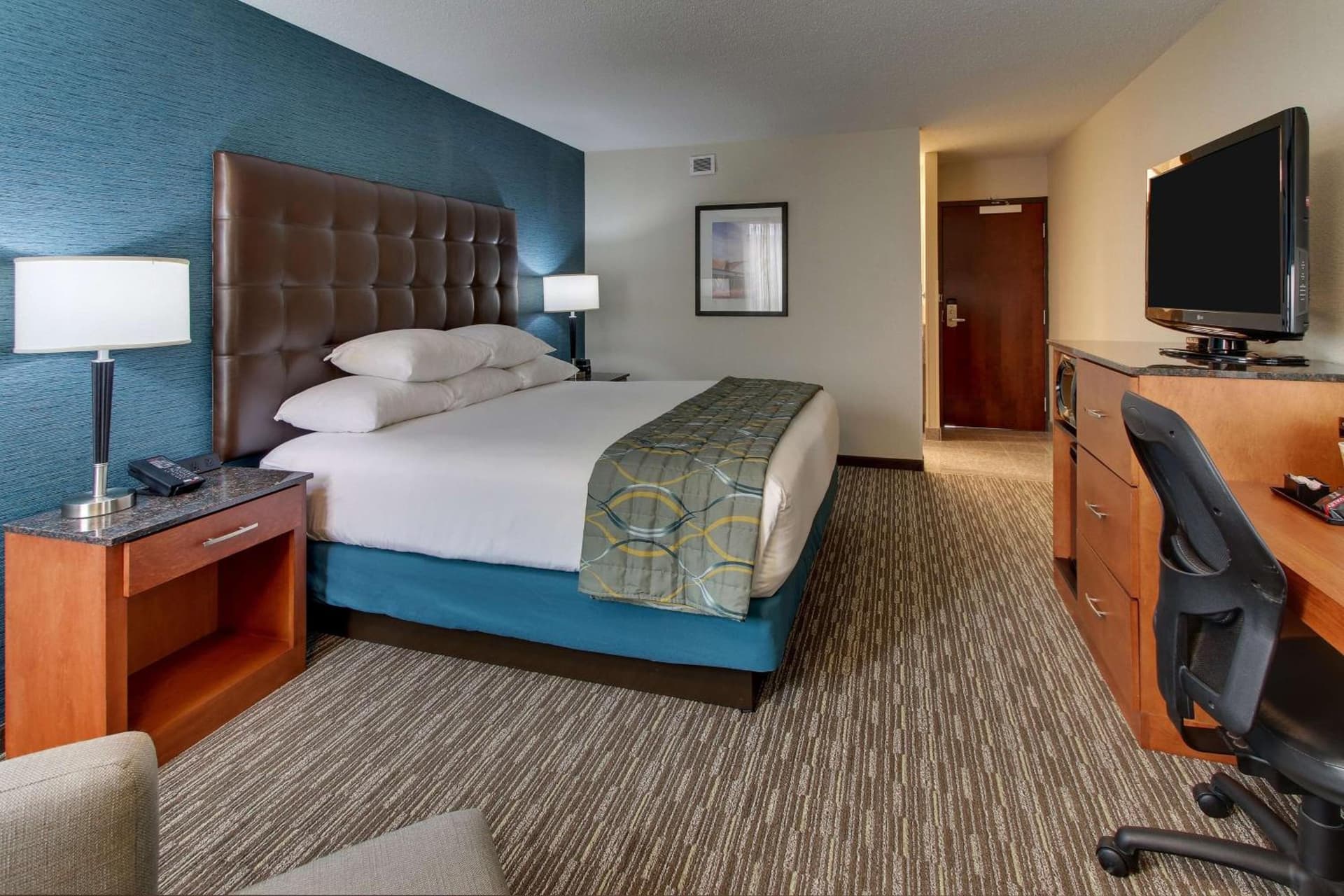 Pear Tree Inn St. Louis Airport gallery photo in Edmundson, MO — image 10