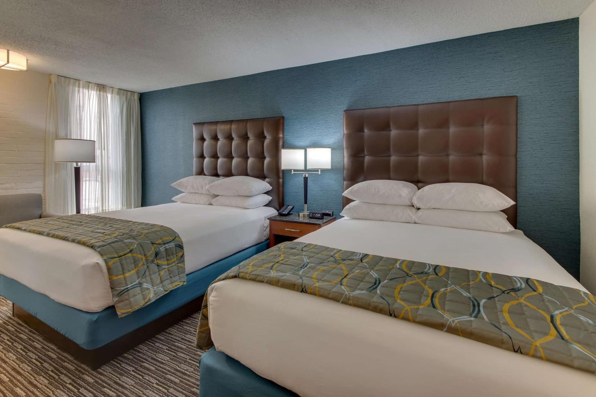 Pear Tree Inn St. Louis Airport property views in Edmundson, MO — gallery photo 3