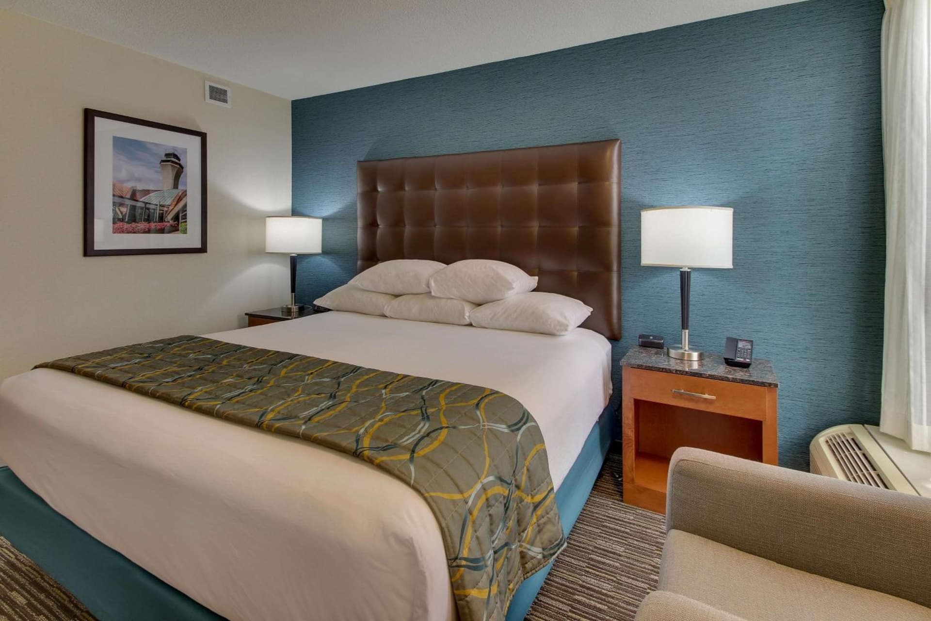 Pear Tree Inn St. Louis Airport gallery photo in Edmundson, MO — image 17