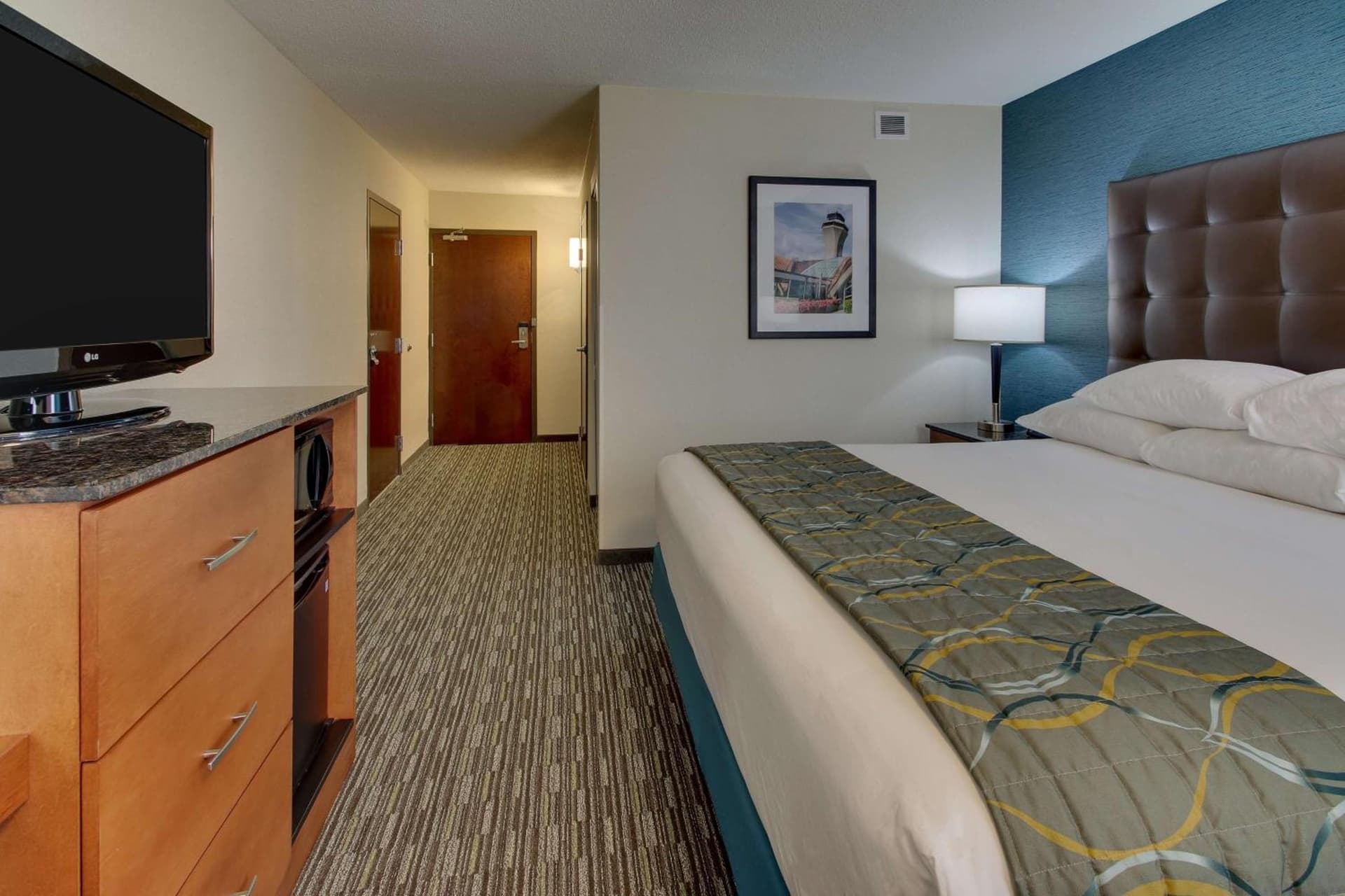 Pear Tree Inn St. Louis Airport gallery photo in Edmundson, MO — image 4