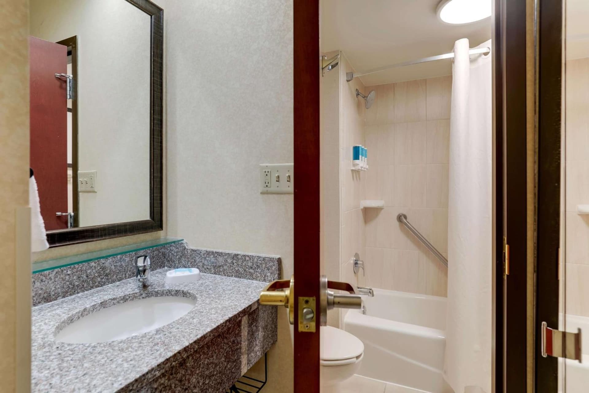 Drury Inn & Suites Atlanta Marietta gallery photo in Marietta, GA — image 50